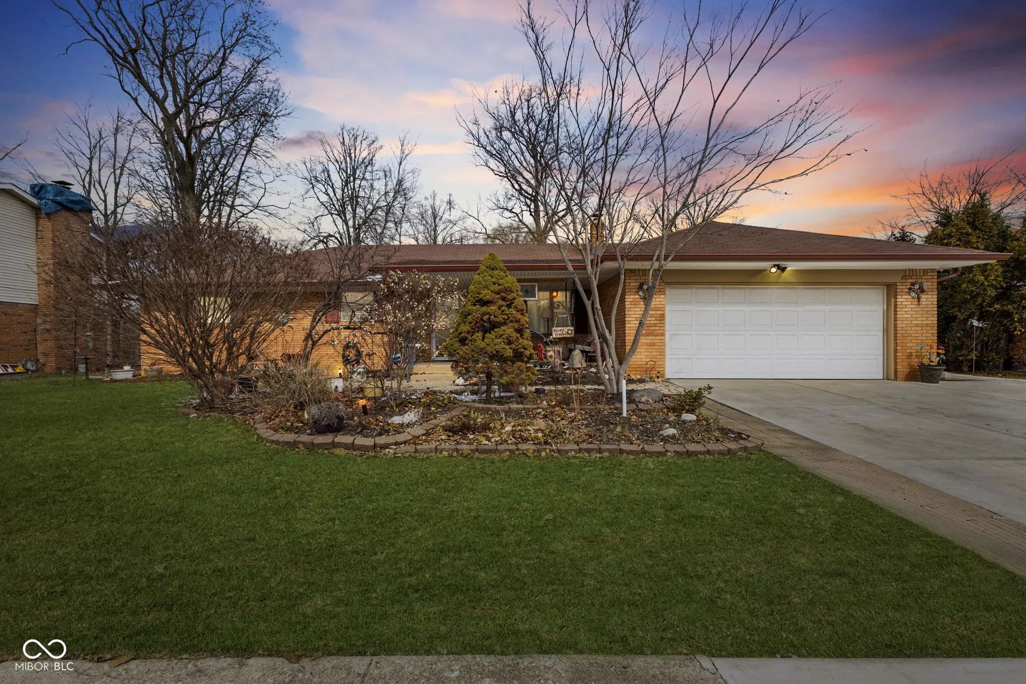 Photo of 8532 Palm Court Indianapolis, IN 46219