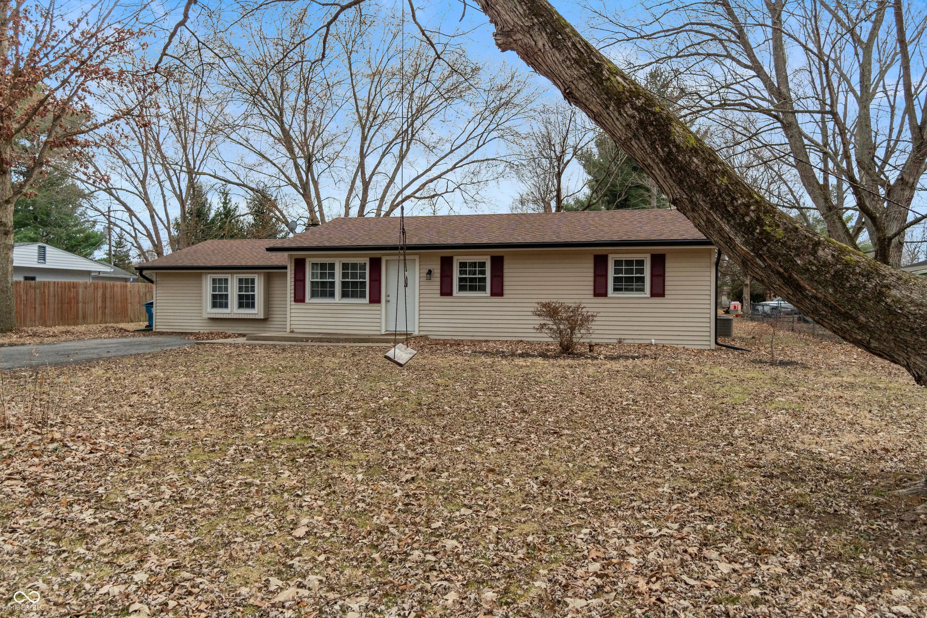 Photo of 543 Woodview Drive Noblesville, IN 46060