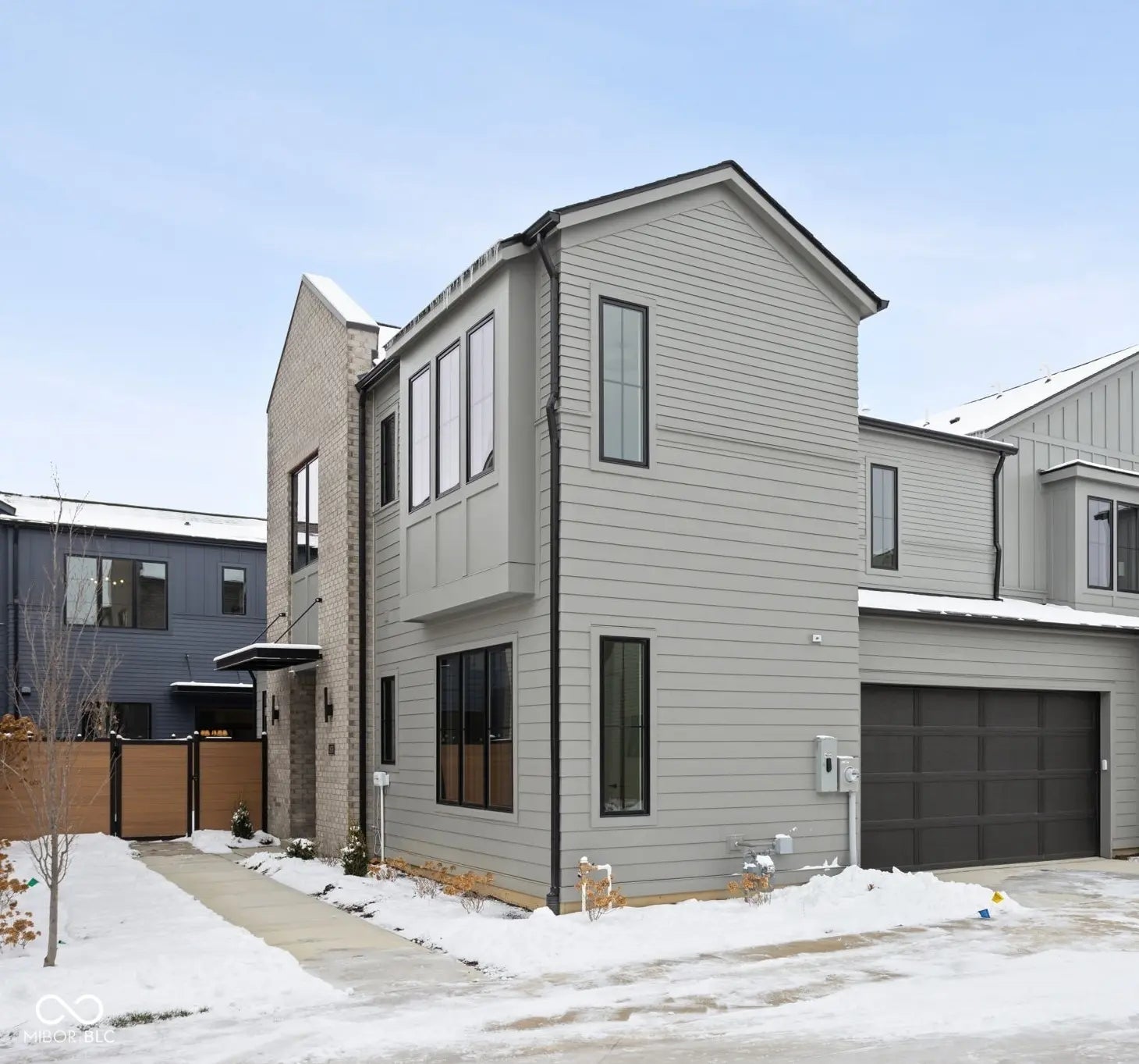 1676 Coach Drive, Westfield