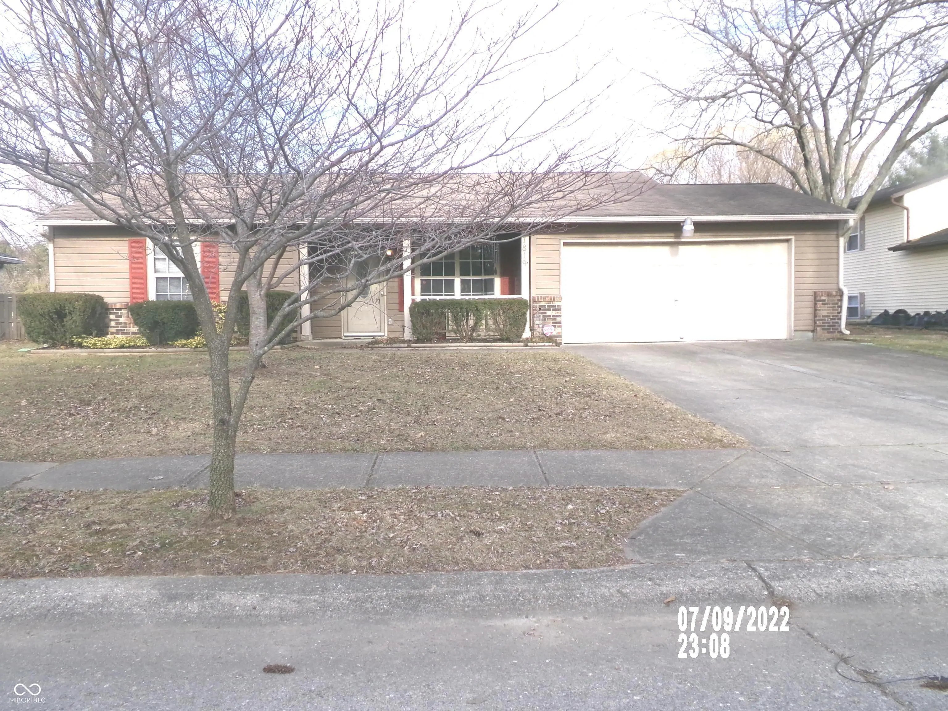 7819 Inverness Drive, Indianapolis