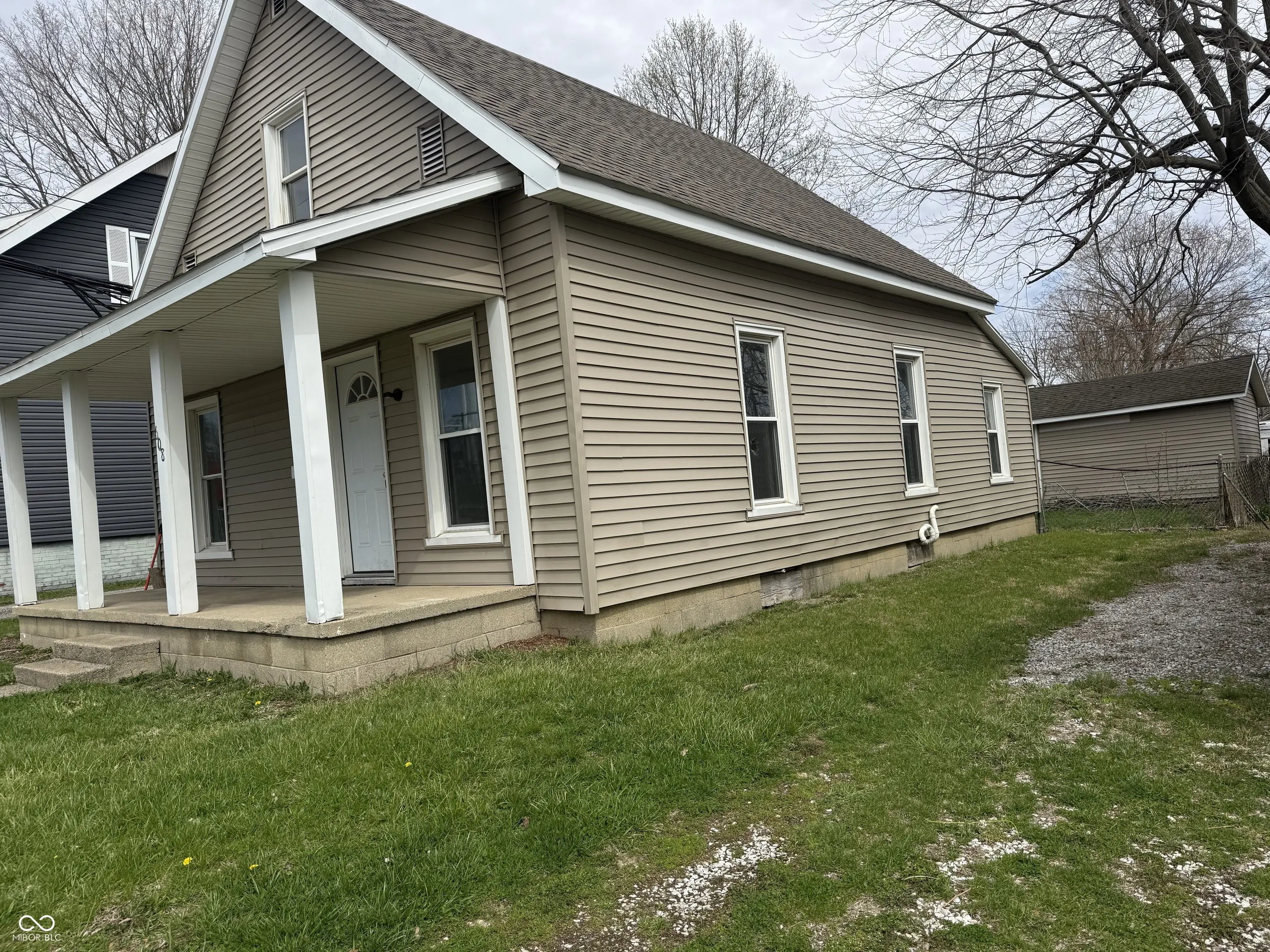 Photo of 608 Wallace Avenue Crawfordsville, IN 47933