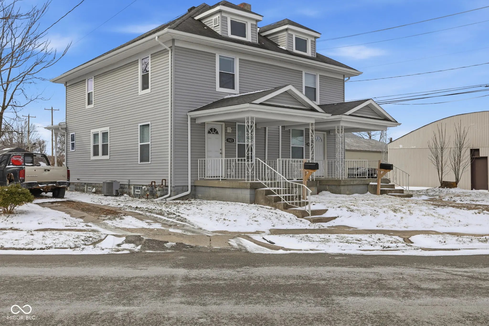 Photo of 1821-1823 Grand Avenue , IN 47362