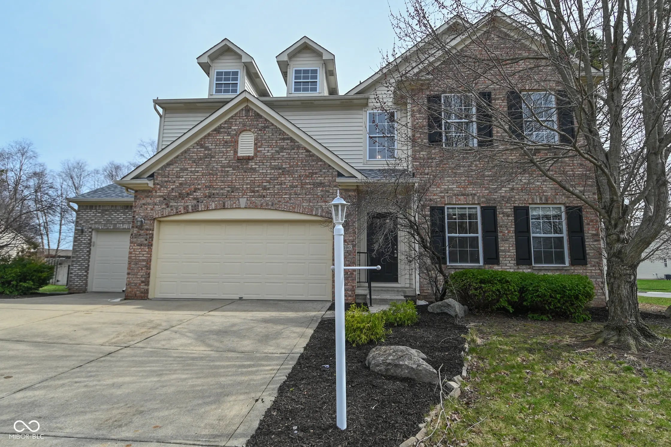 Photo of 18690 Round Lake Road Noblesville, IN 46060