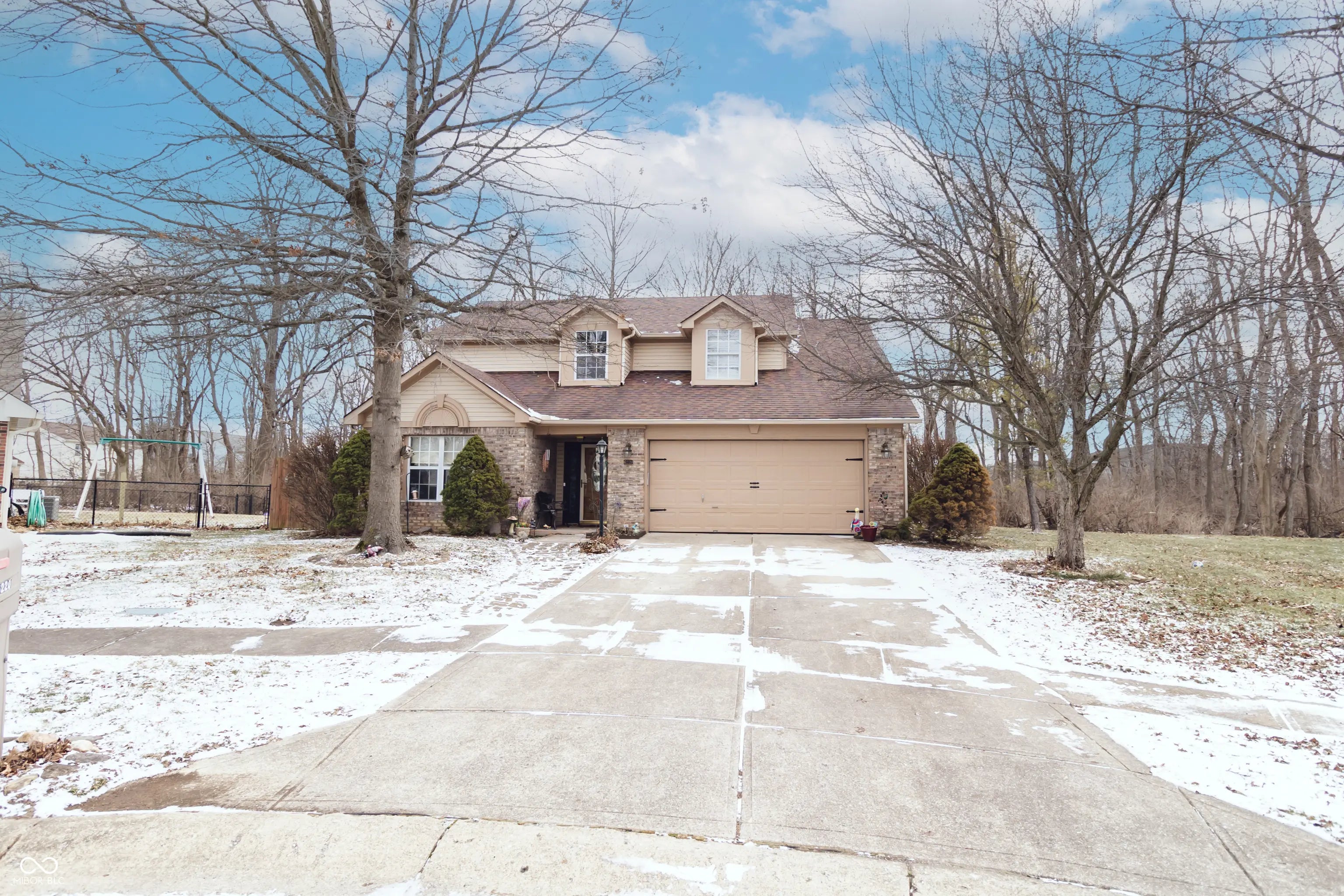 6220 Copper Oaks Court, Indianapolis