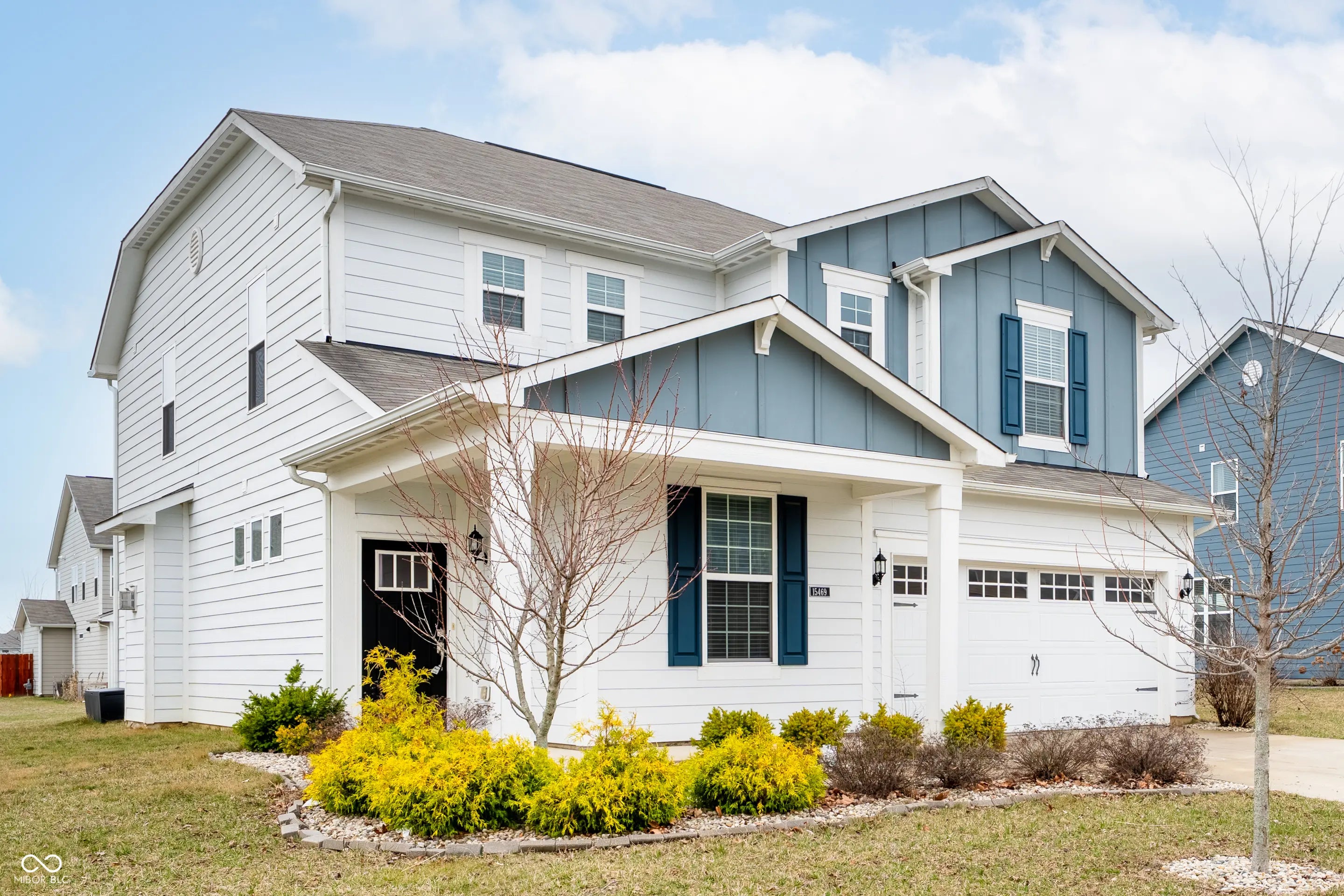 Photo of 15469 Eastpark Circle W Fishers, IN 46037