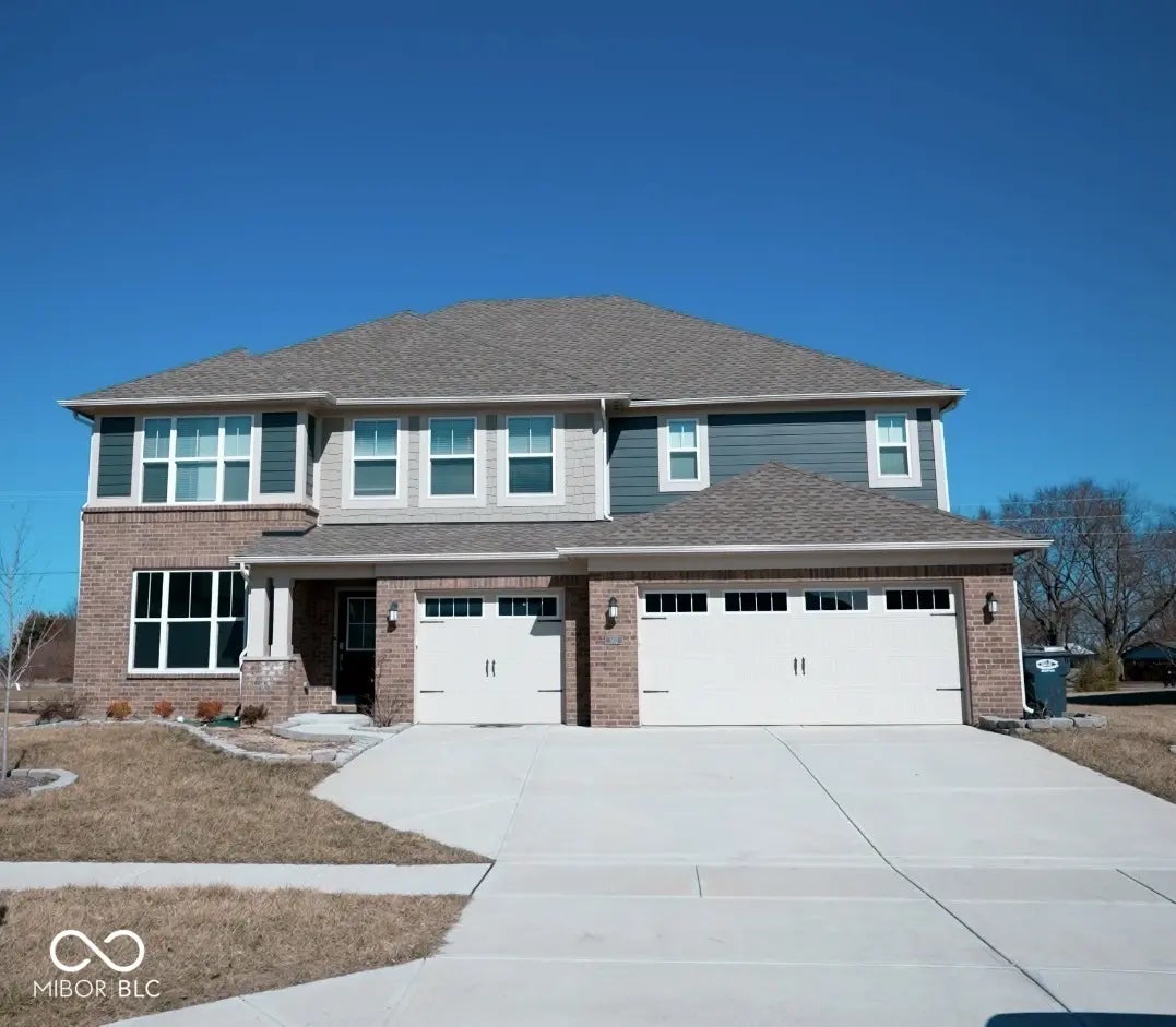 902 Garrison Drive, Greenwood