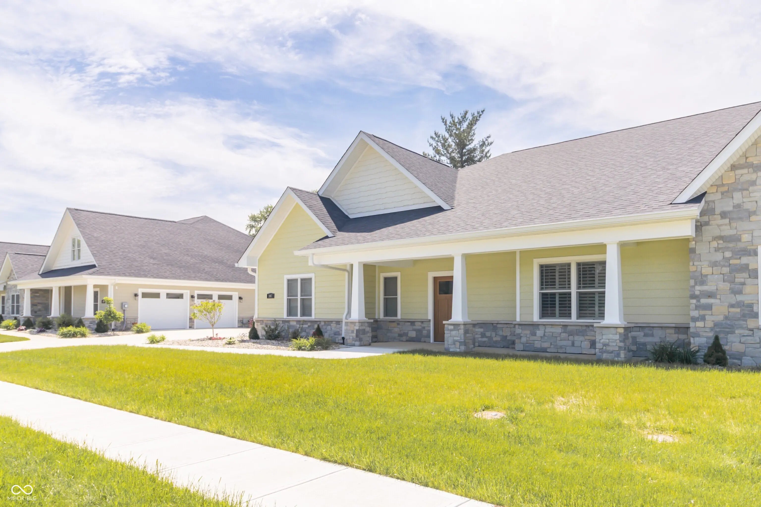 Photo of 307 Blue River Drive Knightstown, IN 46148