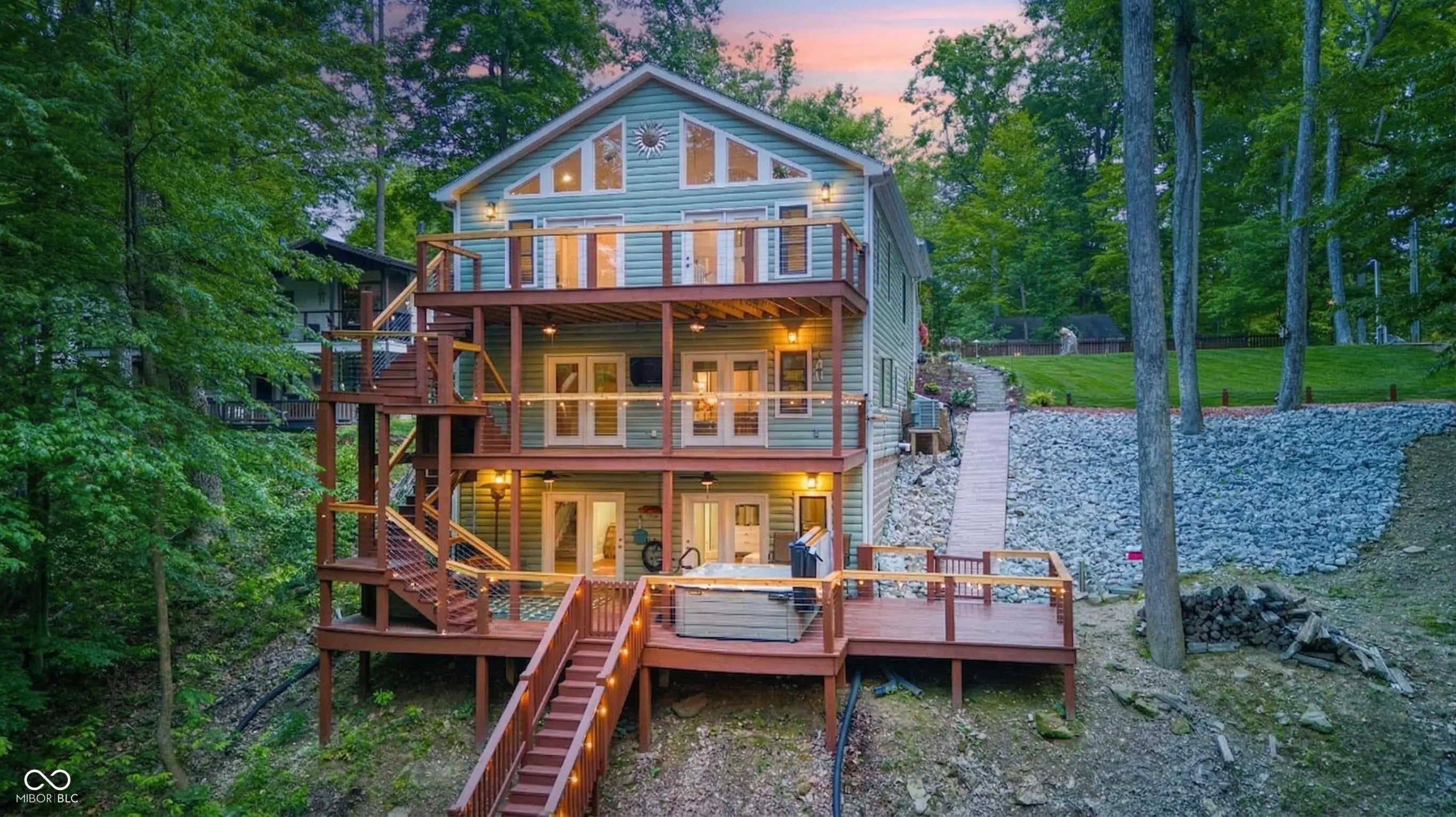 8205 Bass Drive, Nineveh