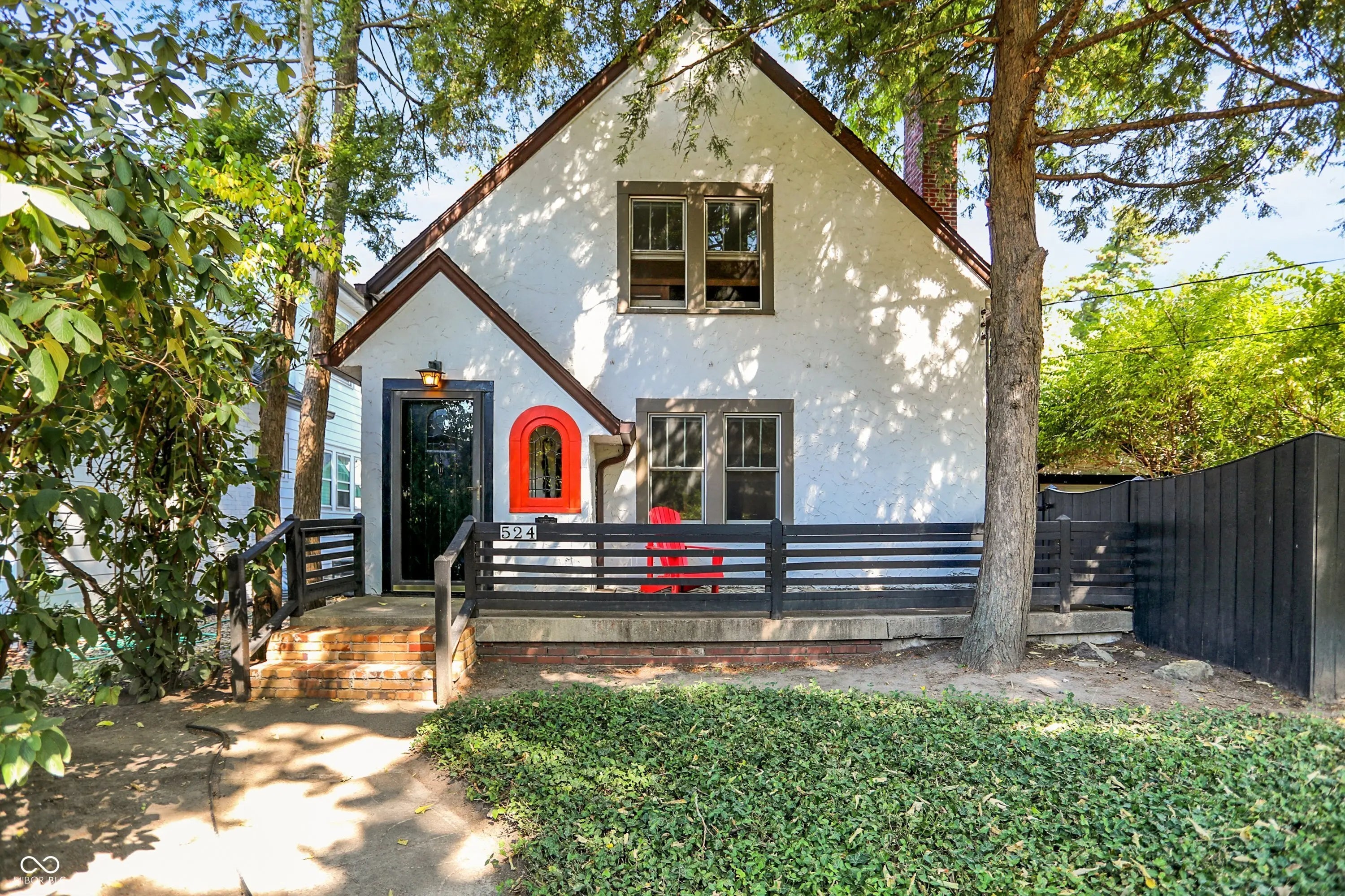 Photo of 524 E 53rd Street Indianapolis, IN 46220