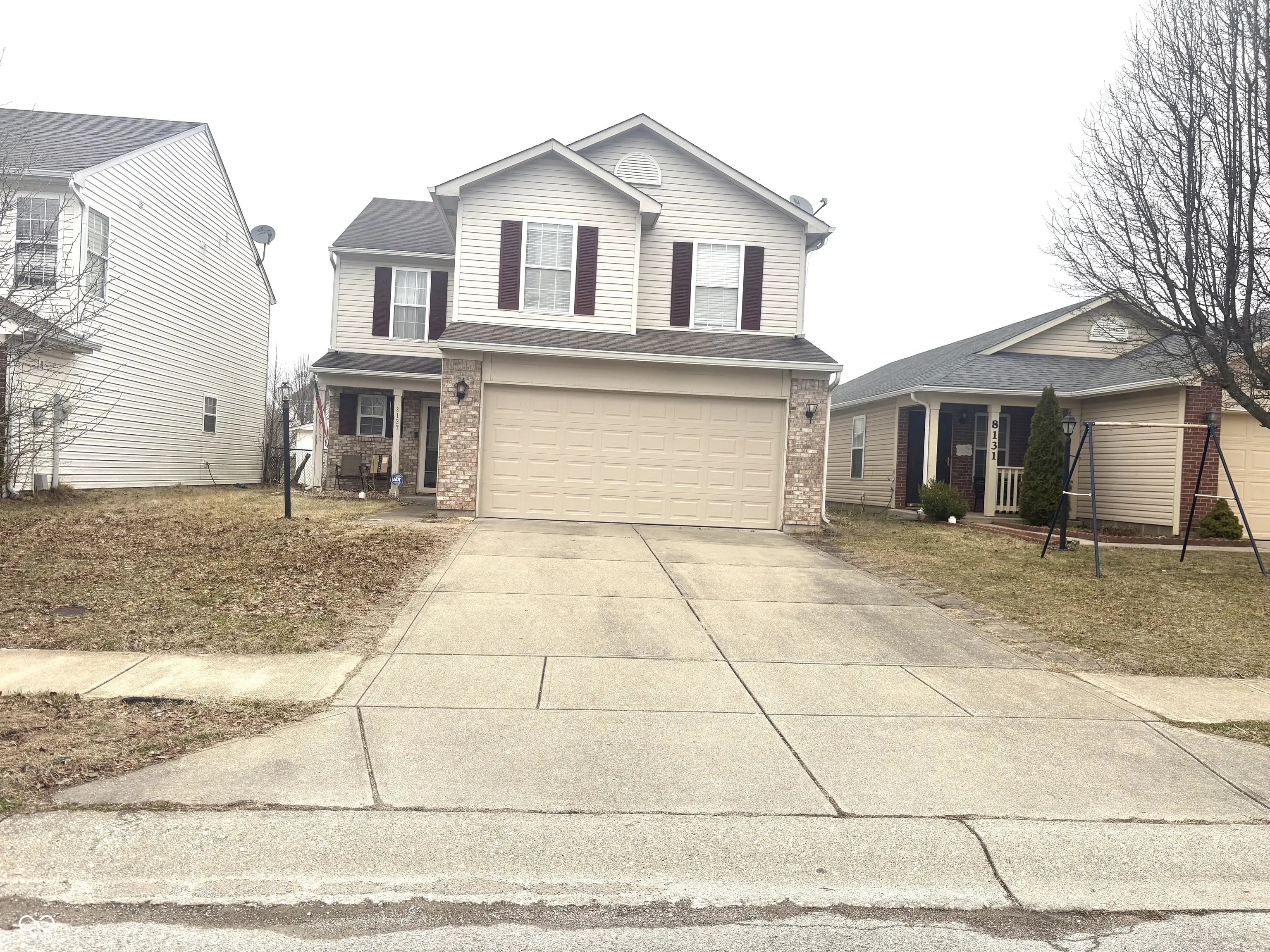 8127 Maple Stream Boulevard, Indianapolis