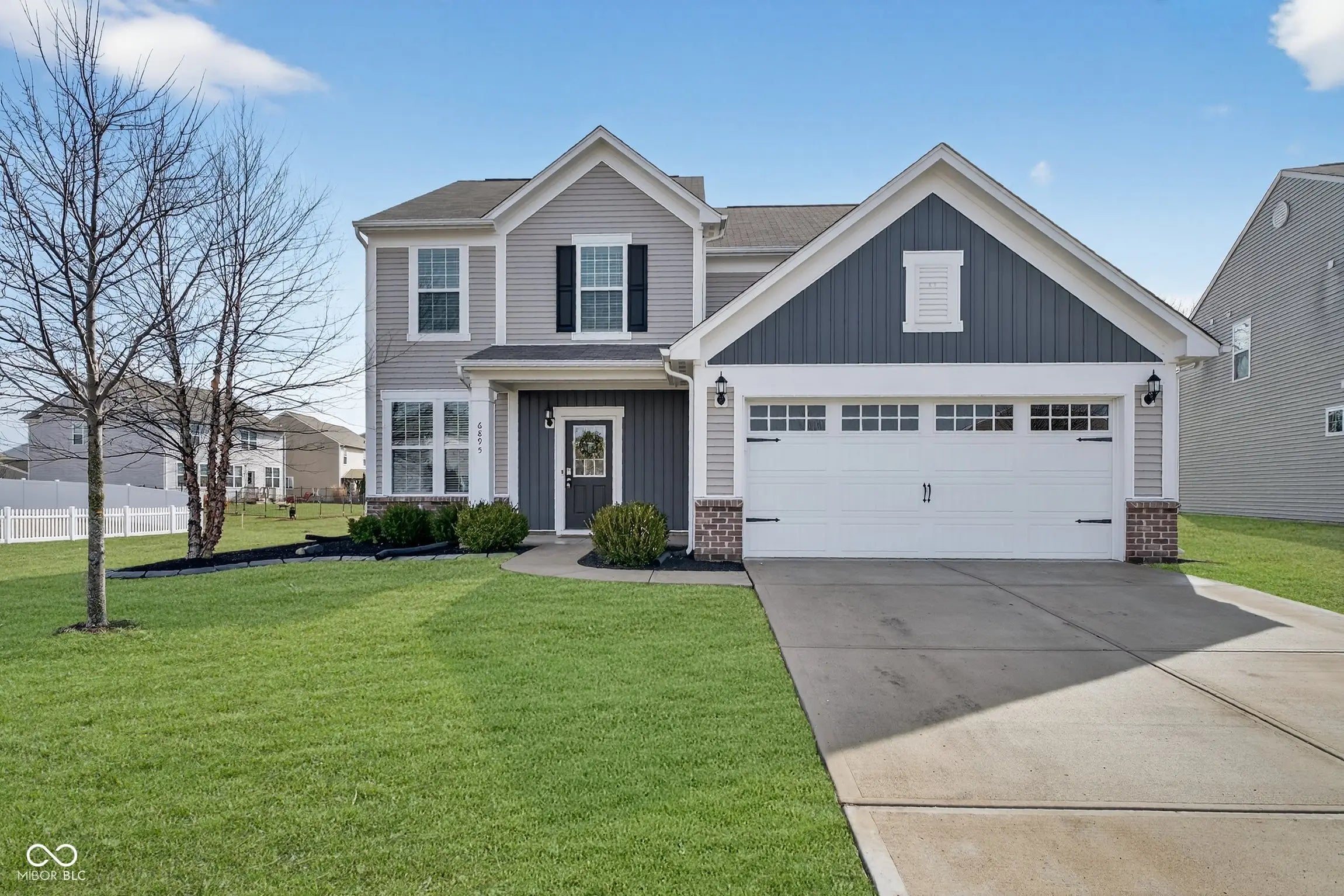 6895 Shooting Star Drive, Whitestown