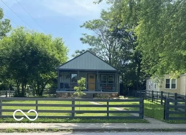 1731 N Bosart Avenue, Indianapolis