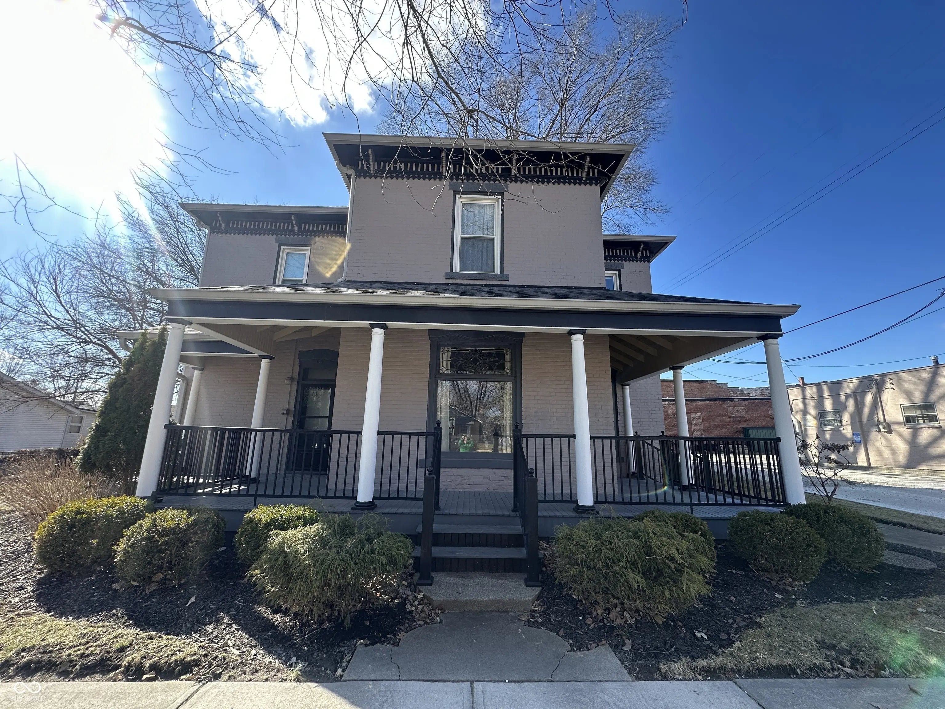 Photo of 102 N Meridian Street Roachdale, IN 46172