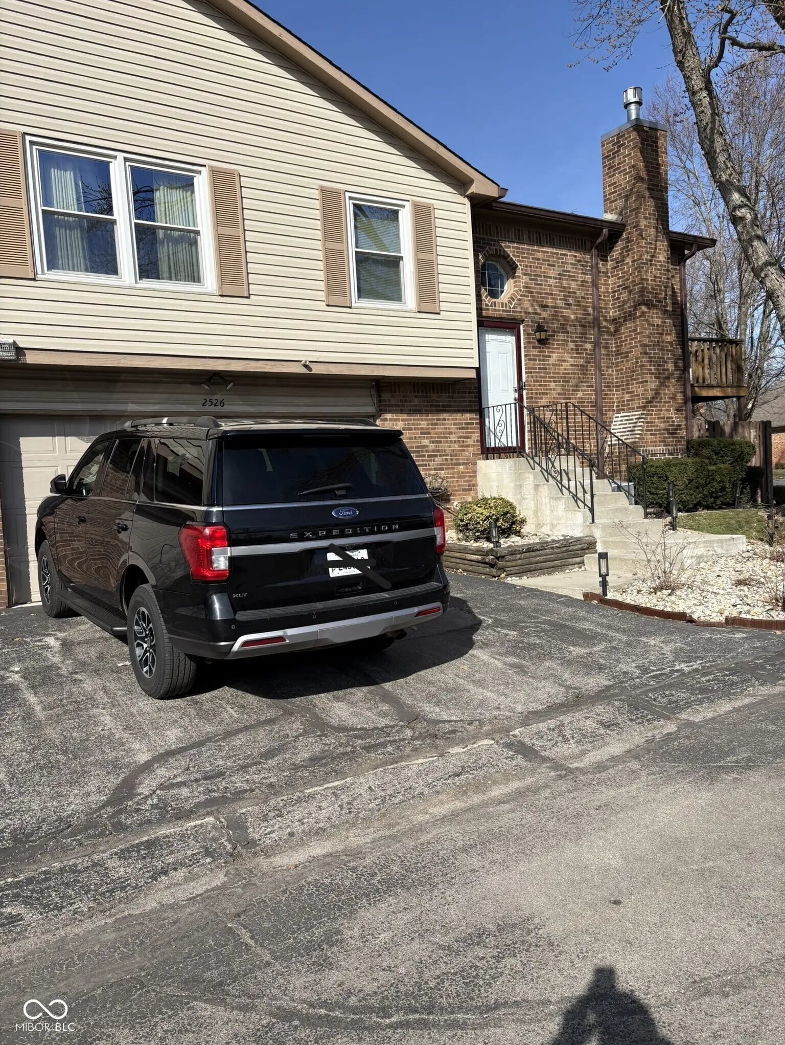 2526 N Willow Way, Indianapolis