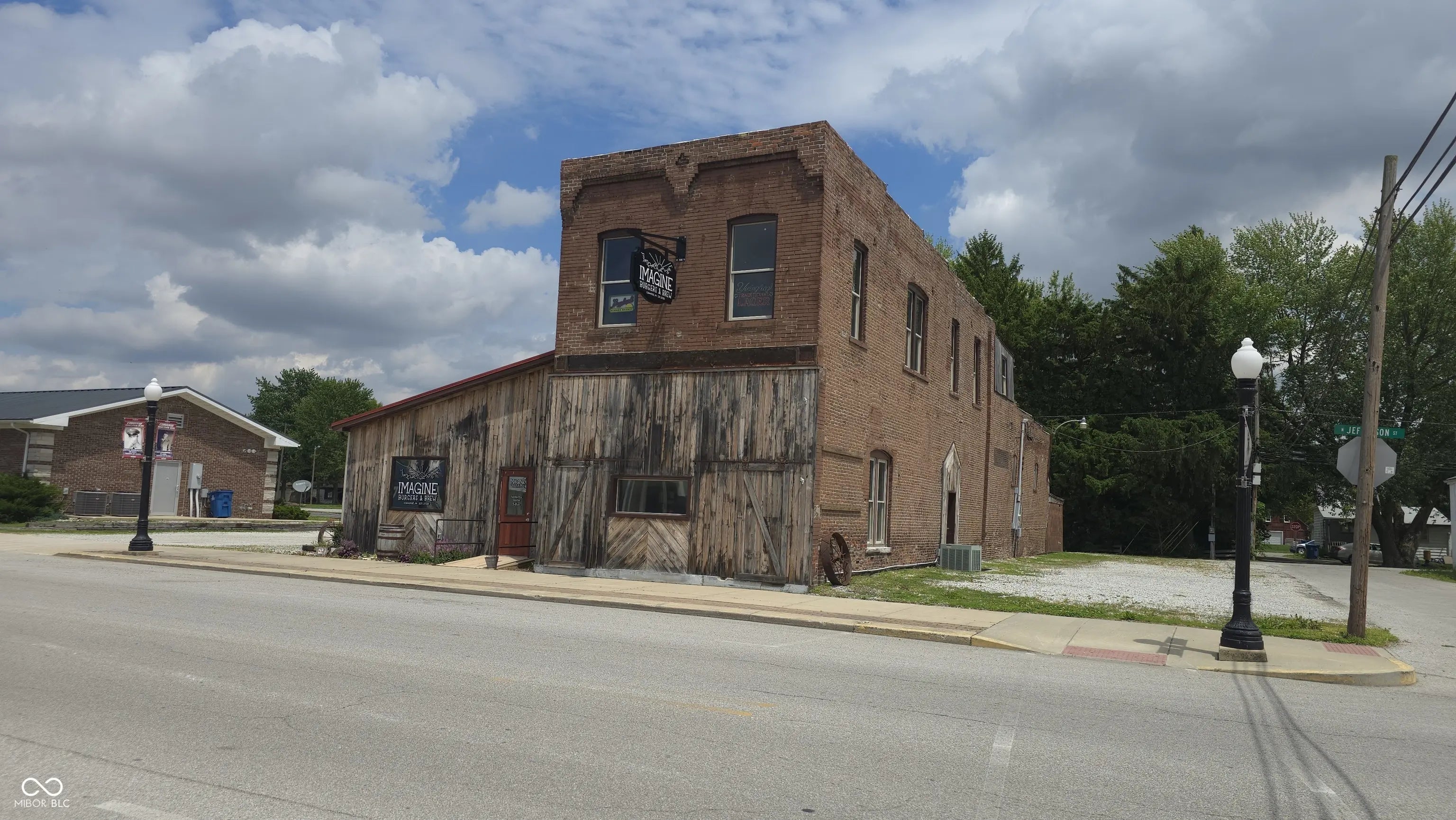 Photo of 304 N Jefferson Street Converse, IN 46919