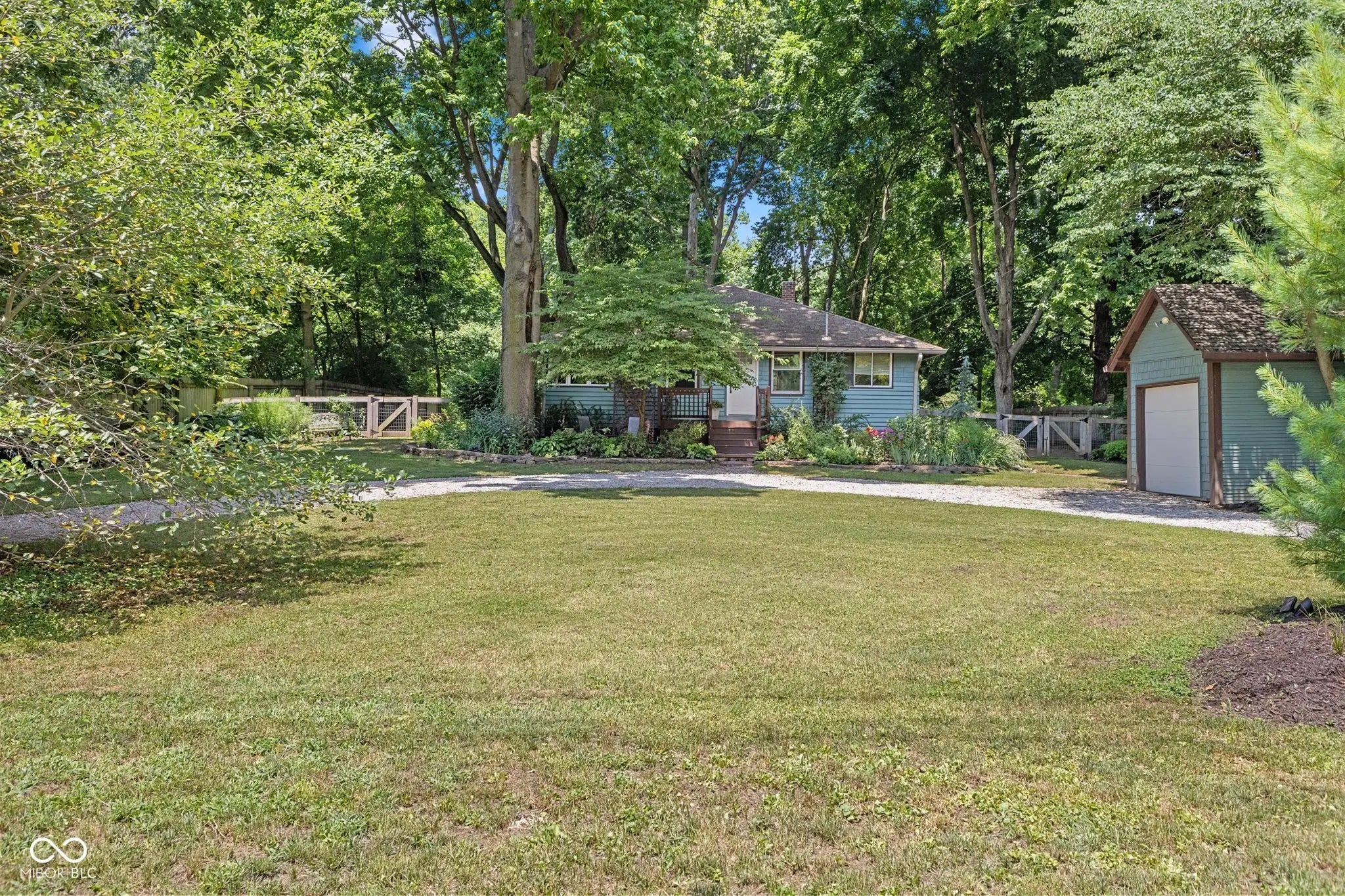 Photo of 820 W 54th Street Indianapolis, IN 46208