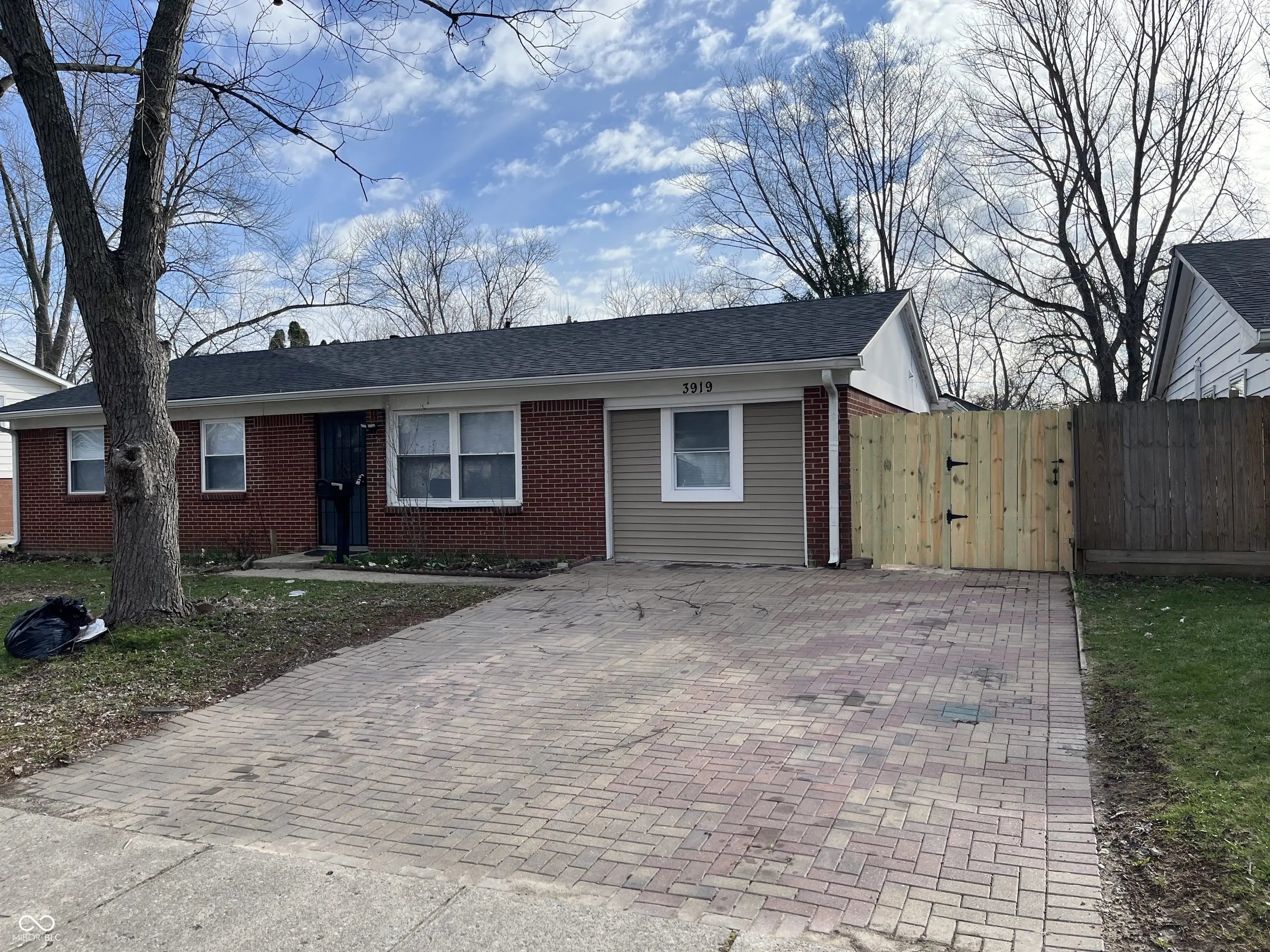 3919 Kivet Court, Indianapolis