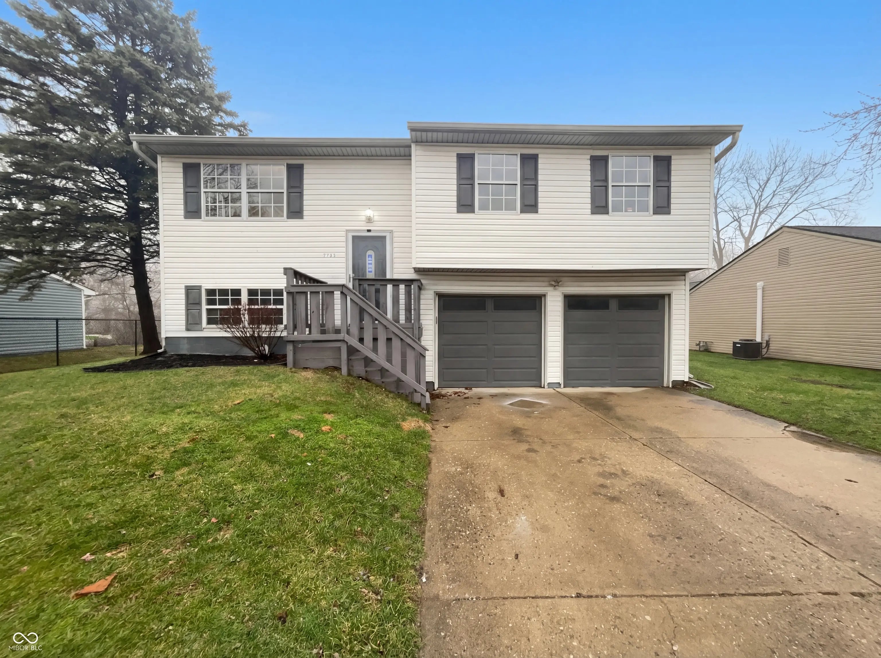7739 Inverness Drive, Indianapolis