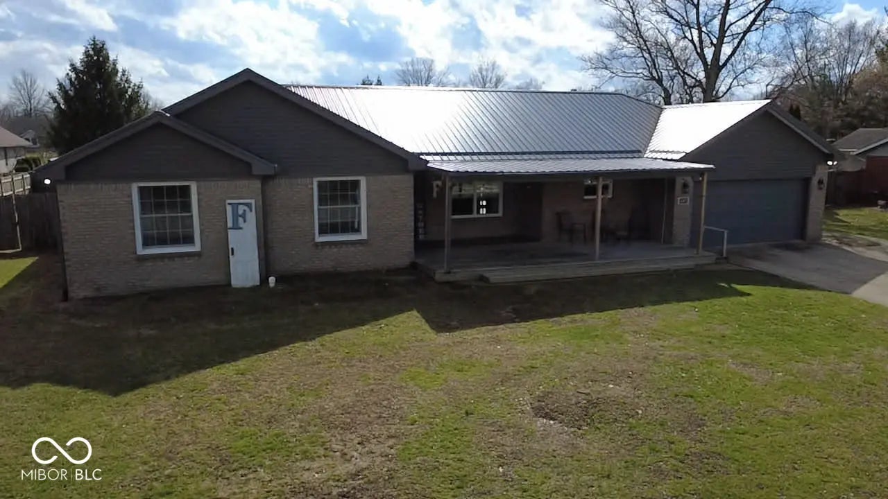 645 Parkeway Drive, Rockville