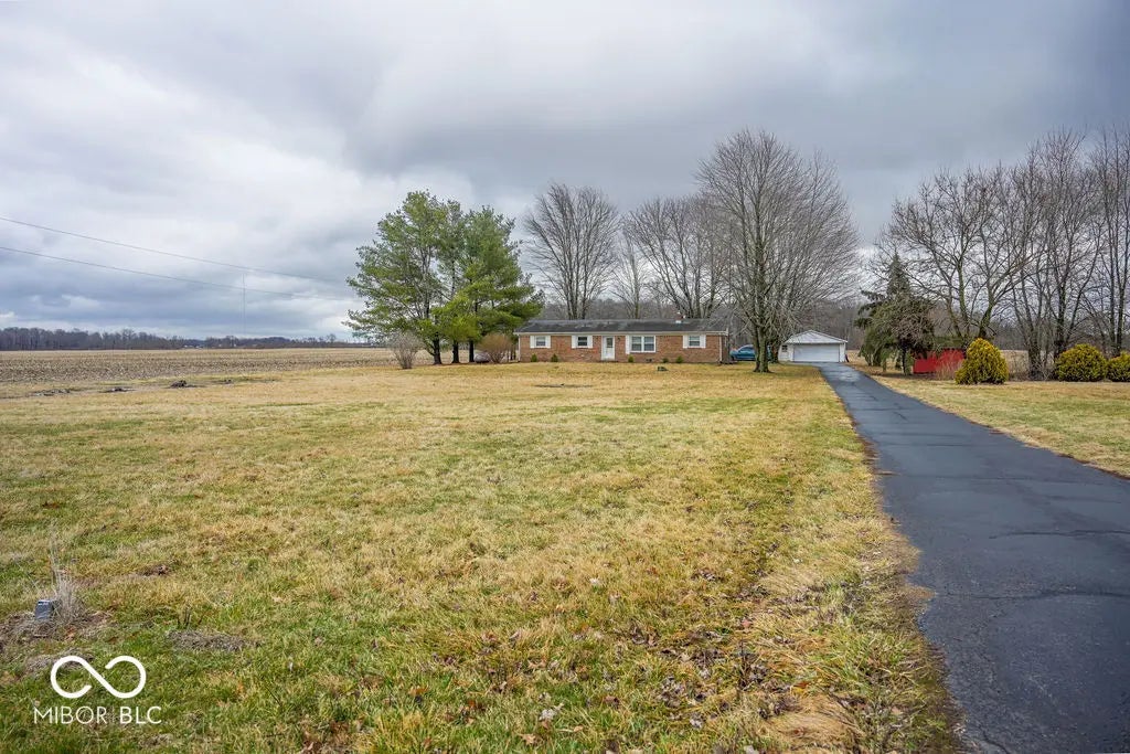 Photo of 6053 N County Road 700 W Mulberry, IN 46058