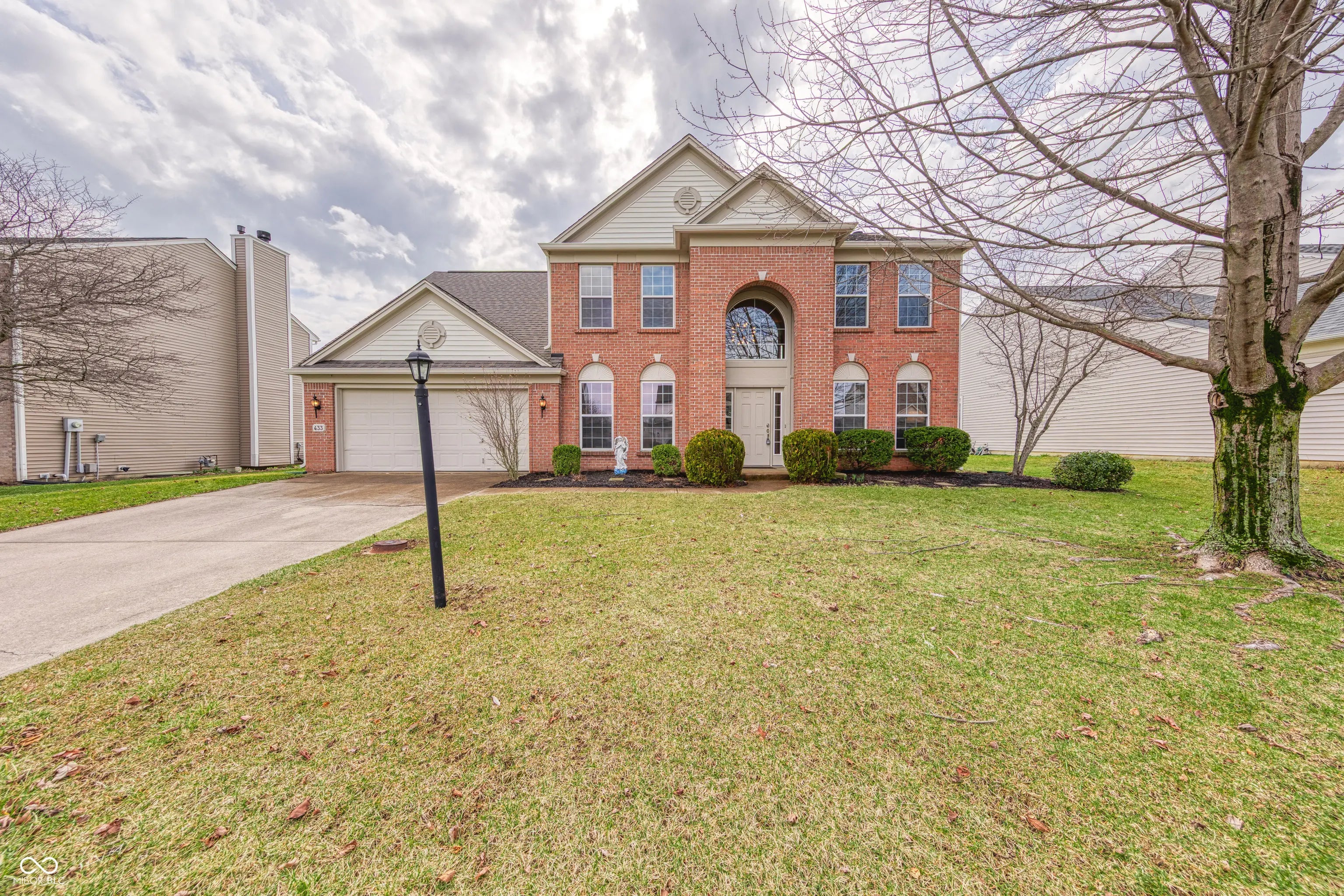 Photo of 433 Viburnum Run Westfield, IN 46074