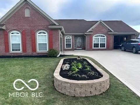 Photo of 8535 Robin Run Way Avon, IN 46123