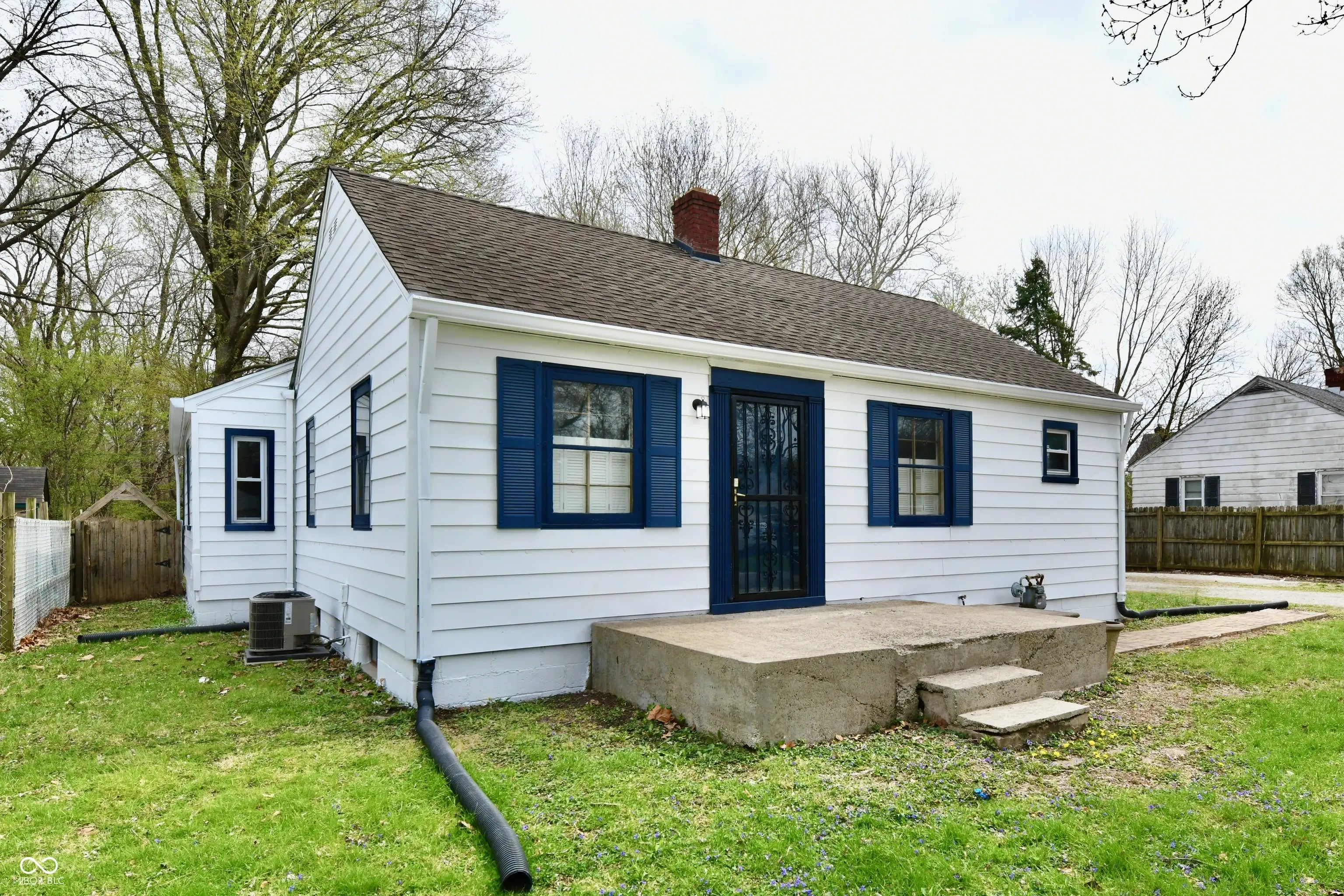 4223 Glenwood Drive, Indianapolis