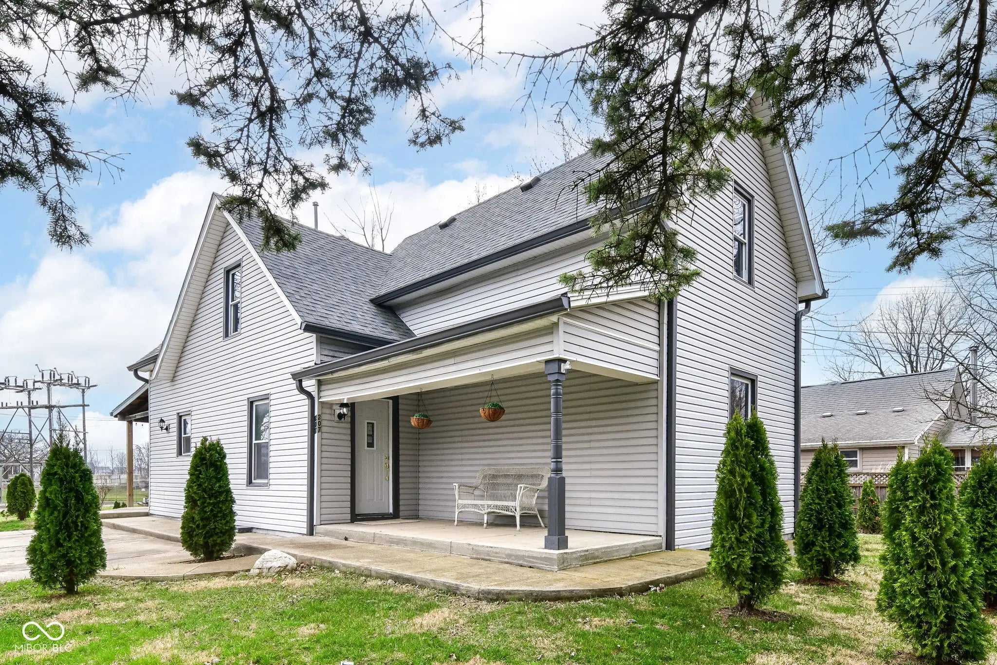 207 Linville Avenue, Whitestown