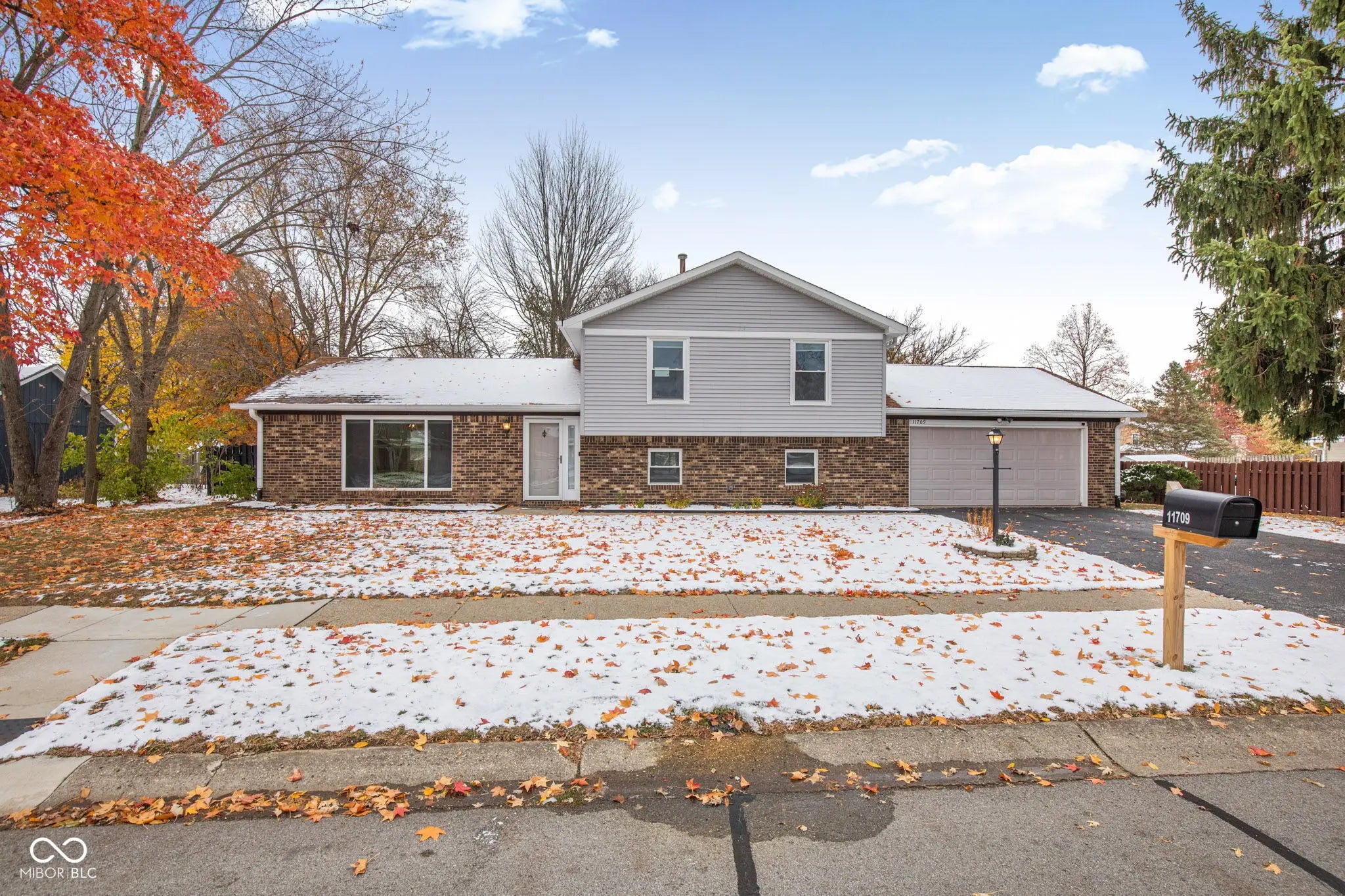 11709 Cameron Drive, Fishers