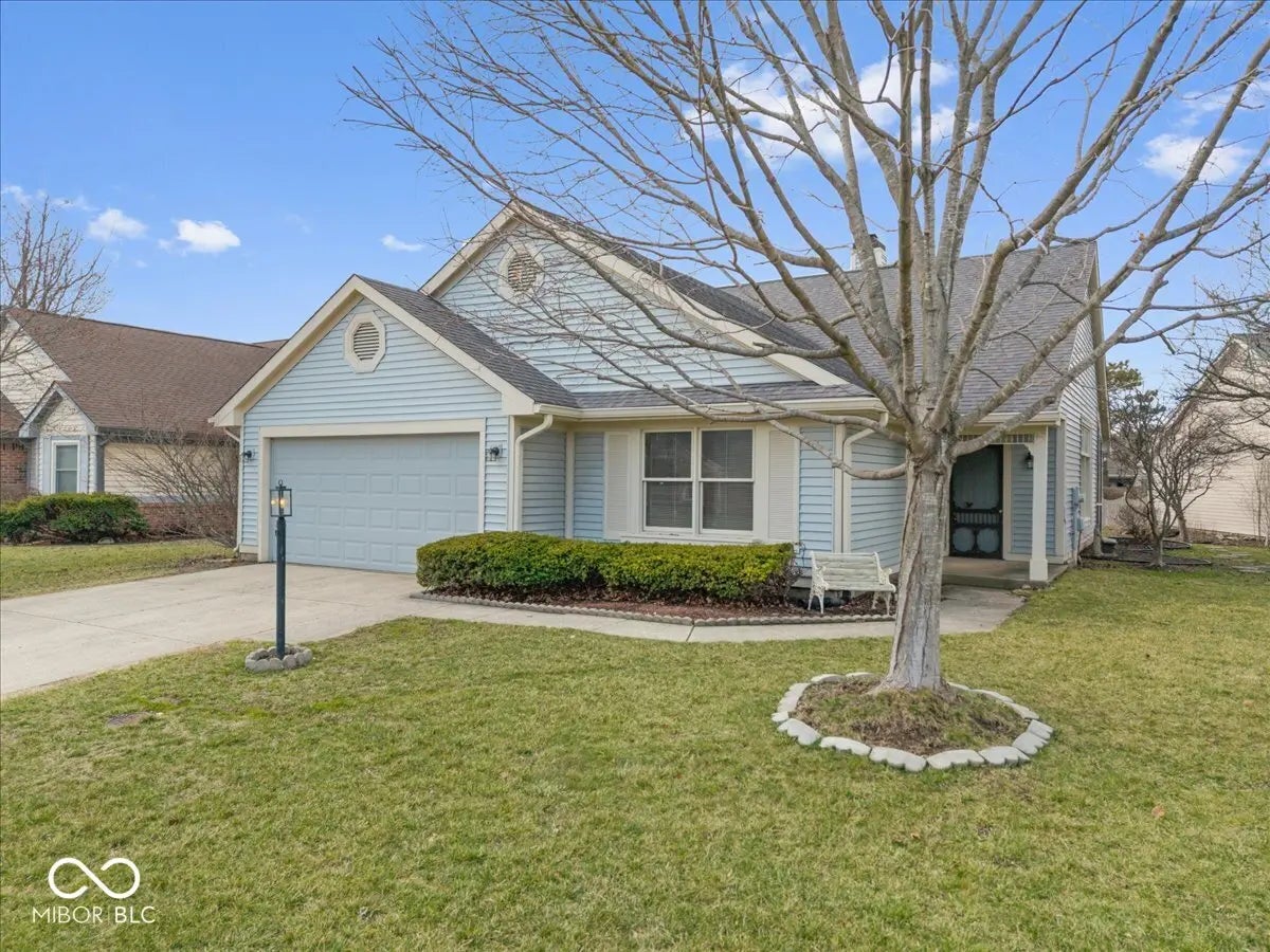 8808 Stirrup Court, Indianapolis