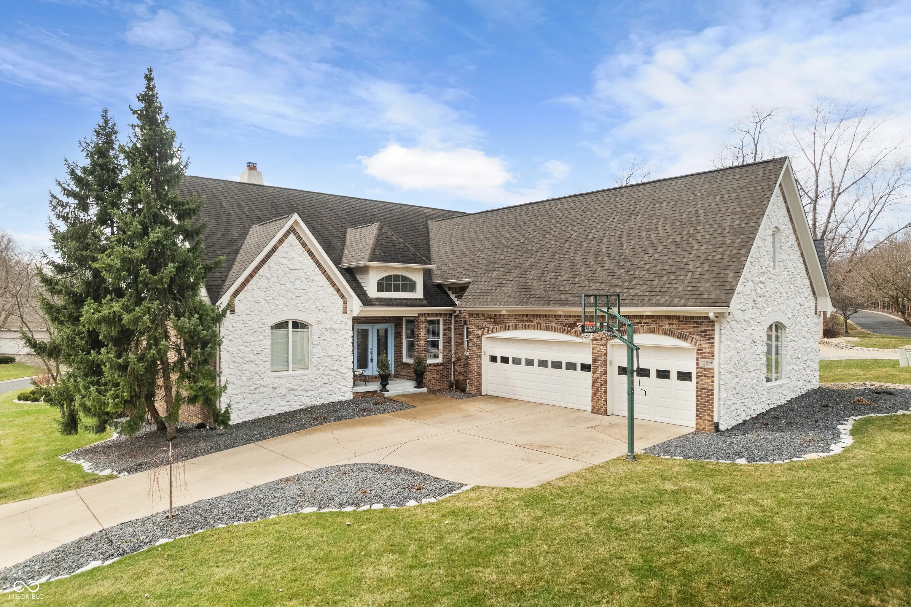 Photo of 12096 Sail Place Drive Indianapolis, IN 46256