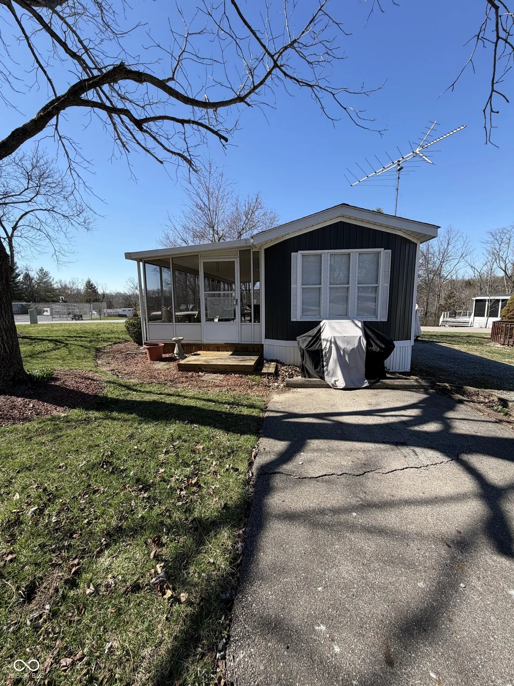 2288 W State Rd Old 101, Liberty