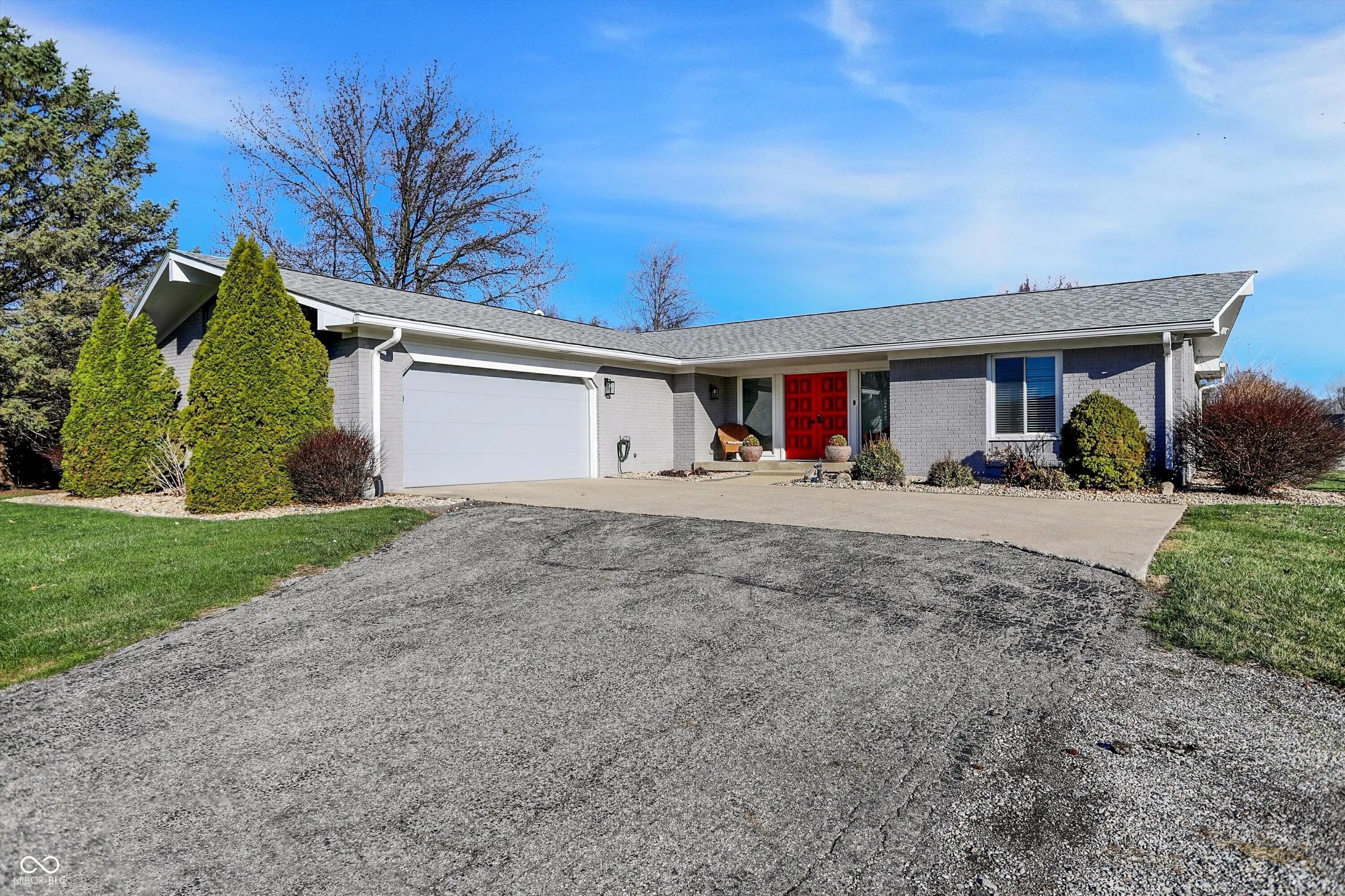 11934 E 79th Street, Indianapolis