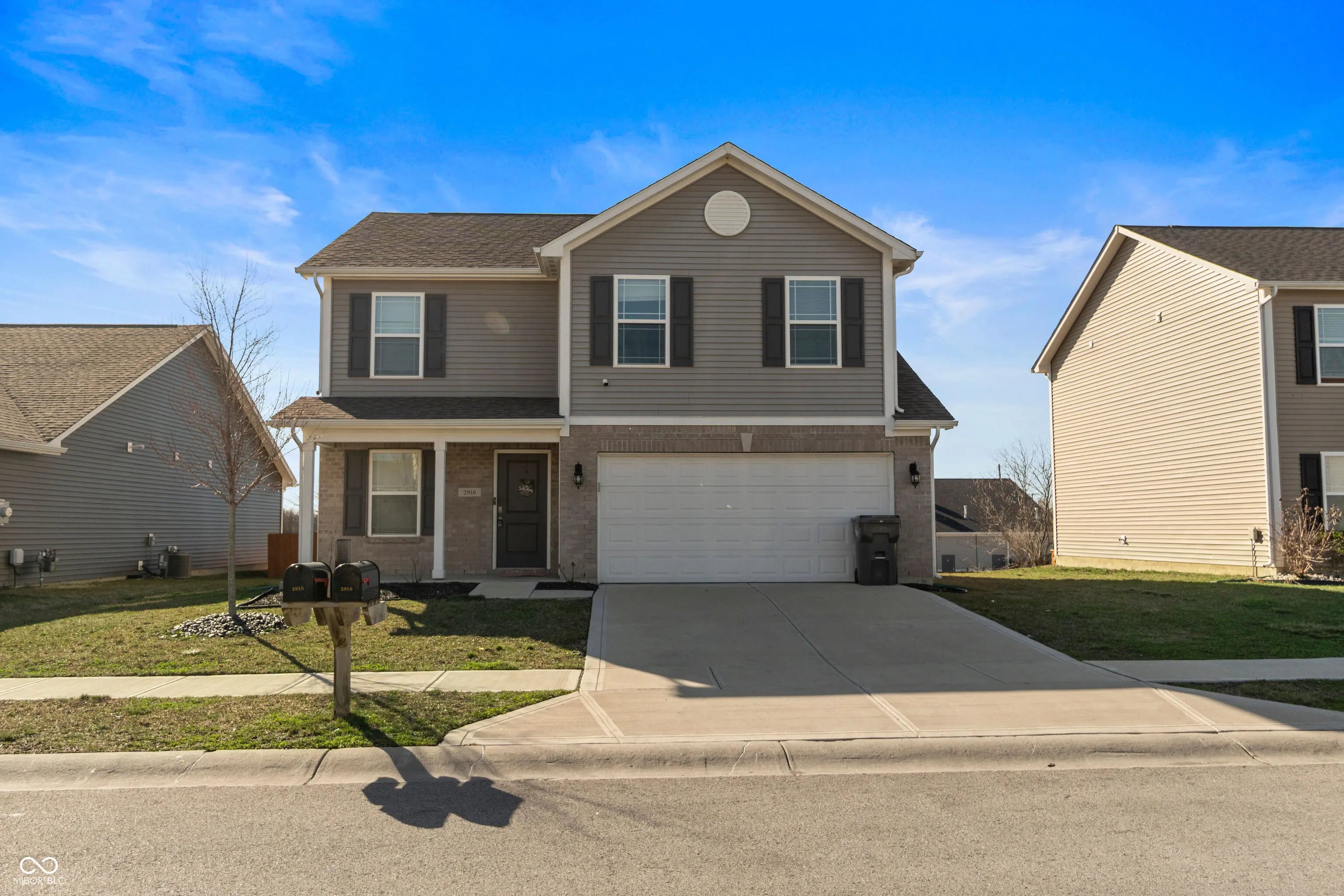 2916 Pointe Bay Road, Indianapolis