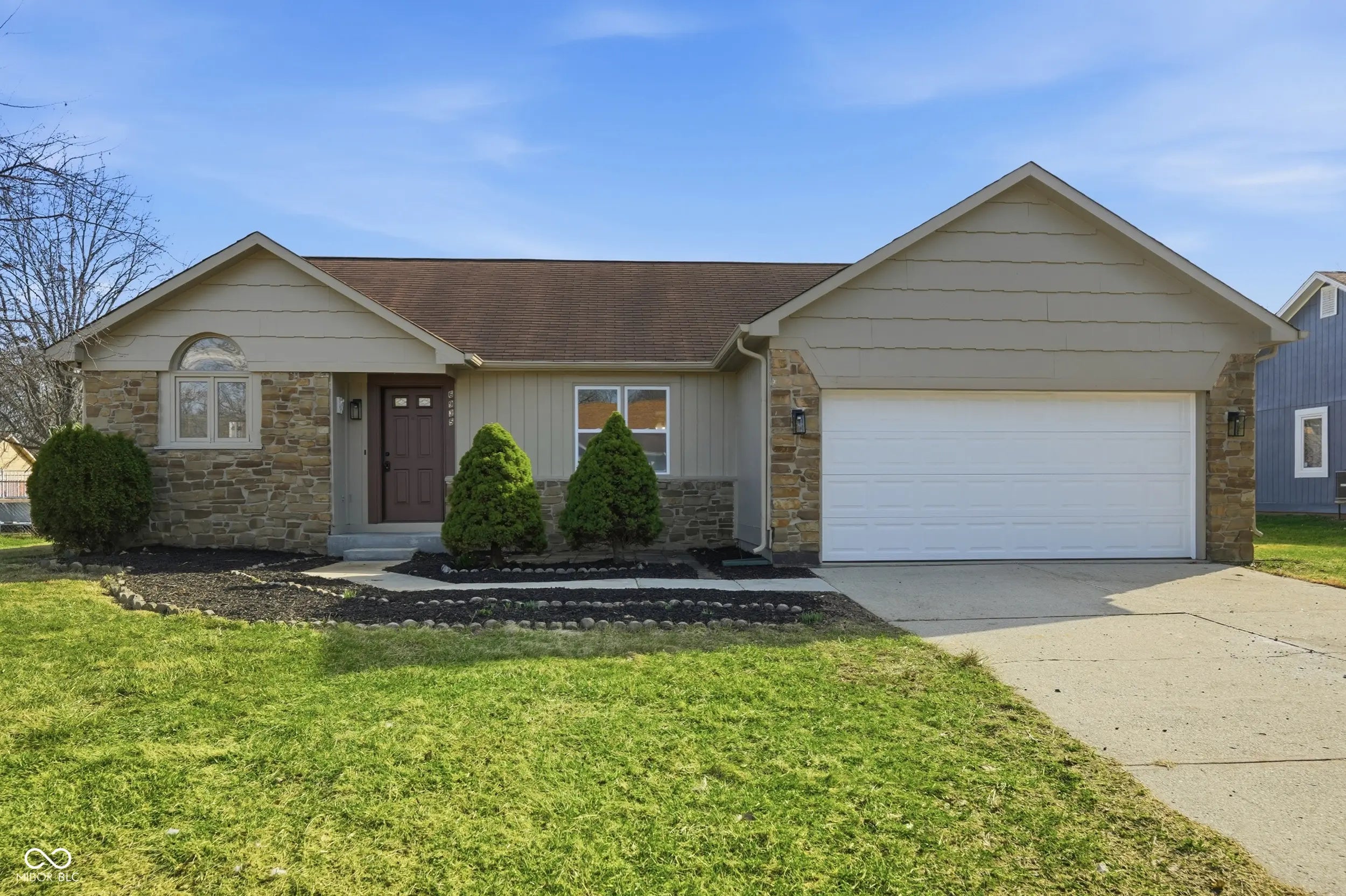 Photo of 6935 Deerbrook Court Indianapolis, IN 46214