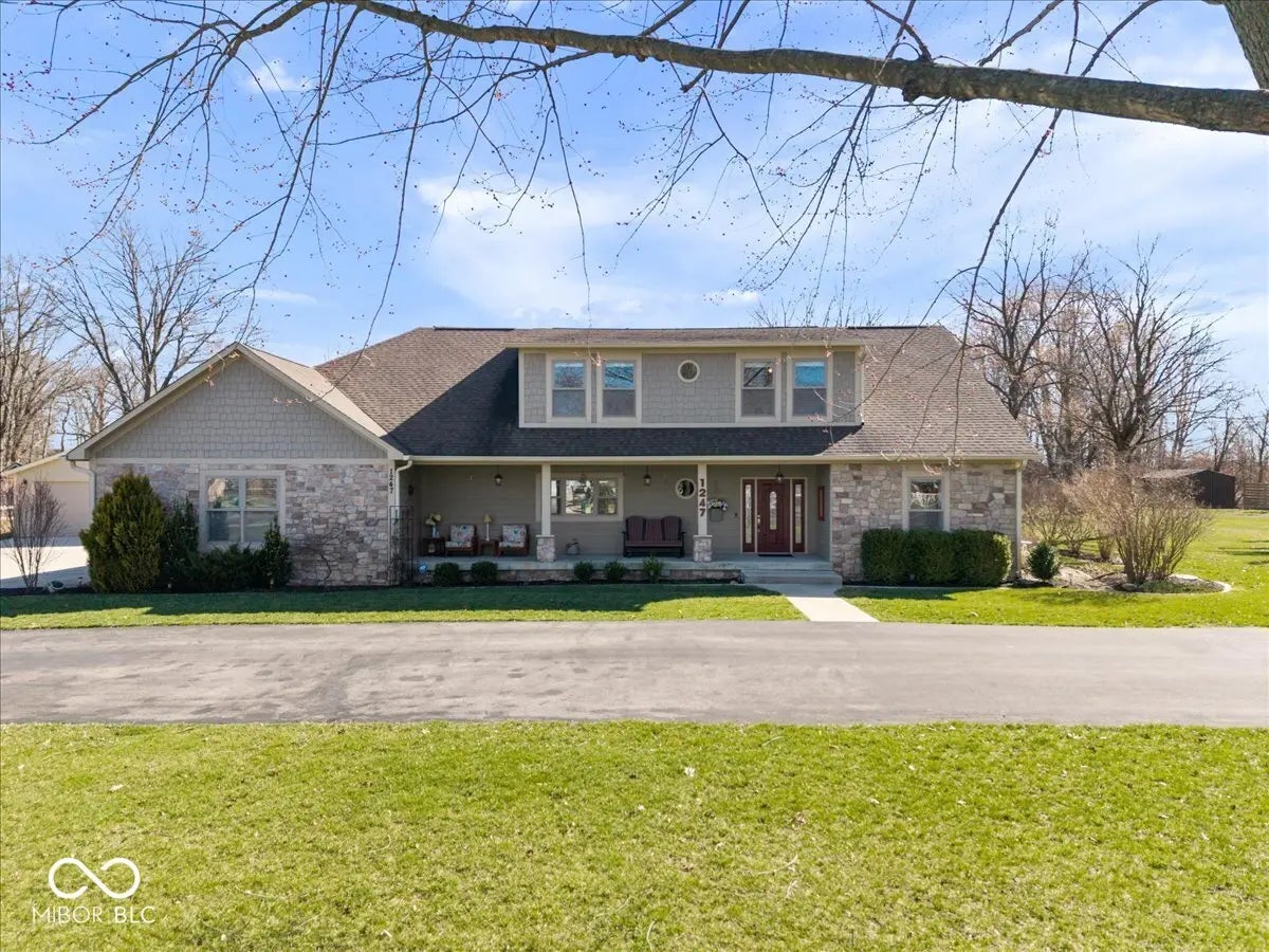 1247 N County Road 900 E, Avon