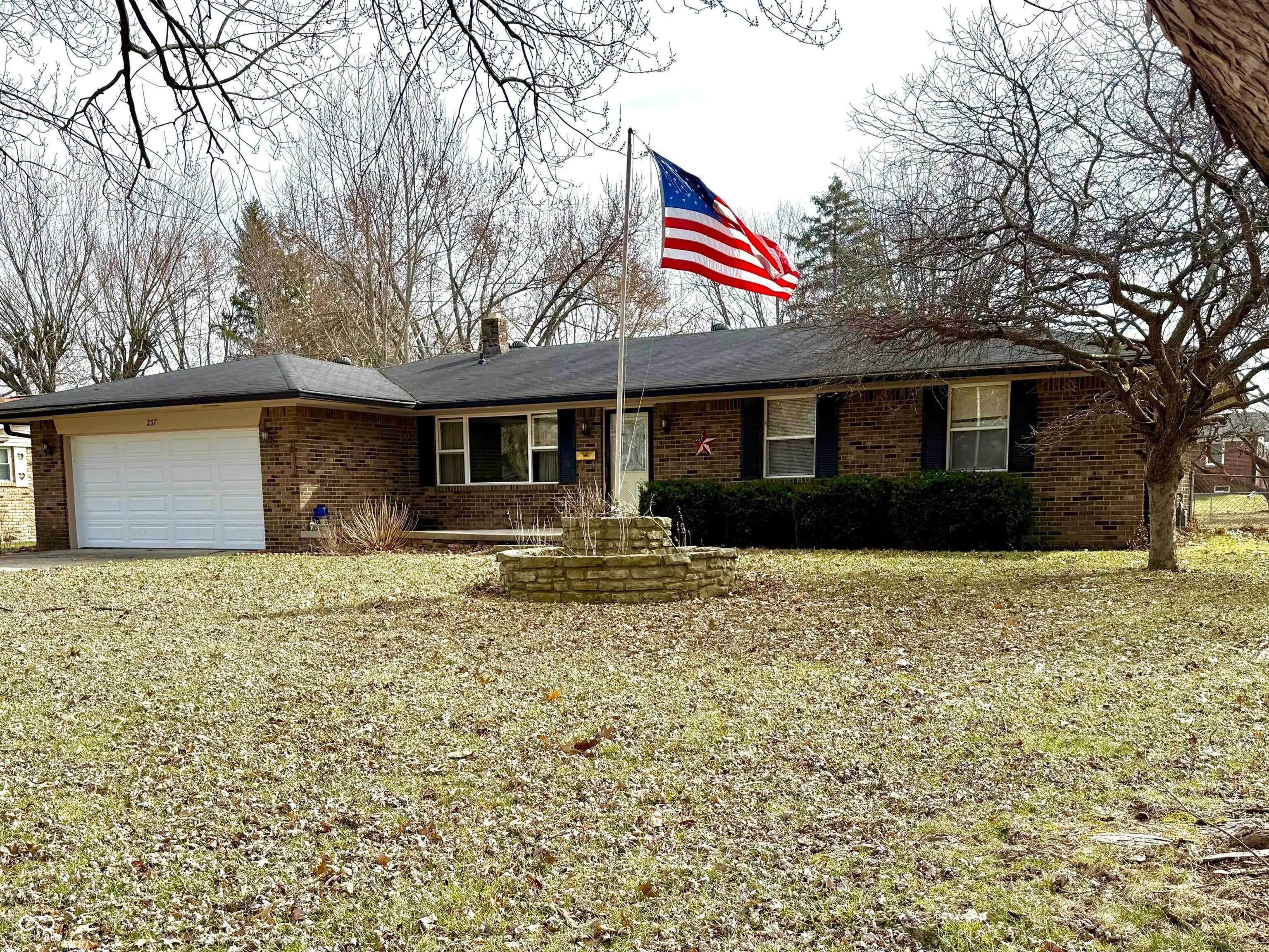 237 Crosby Drive, Indianapolis