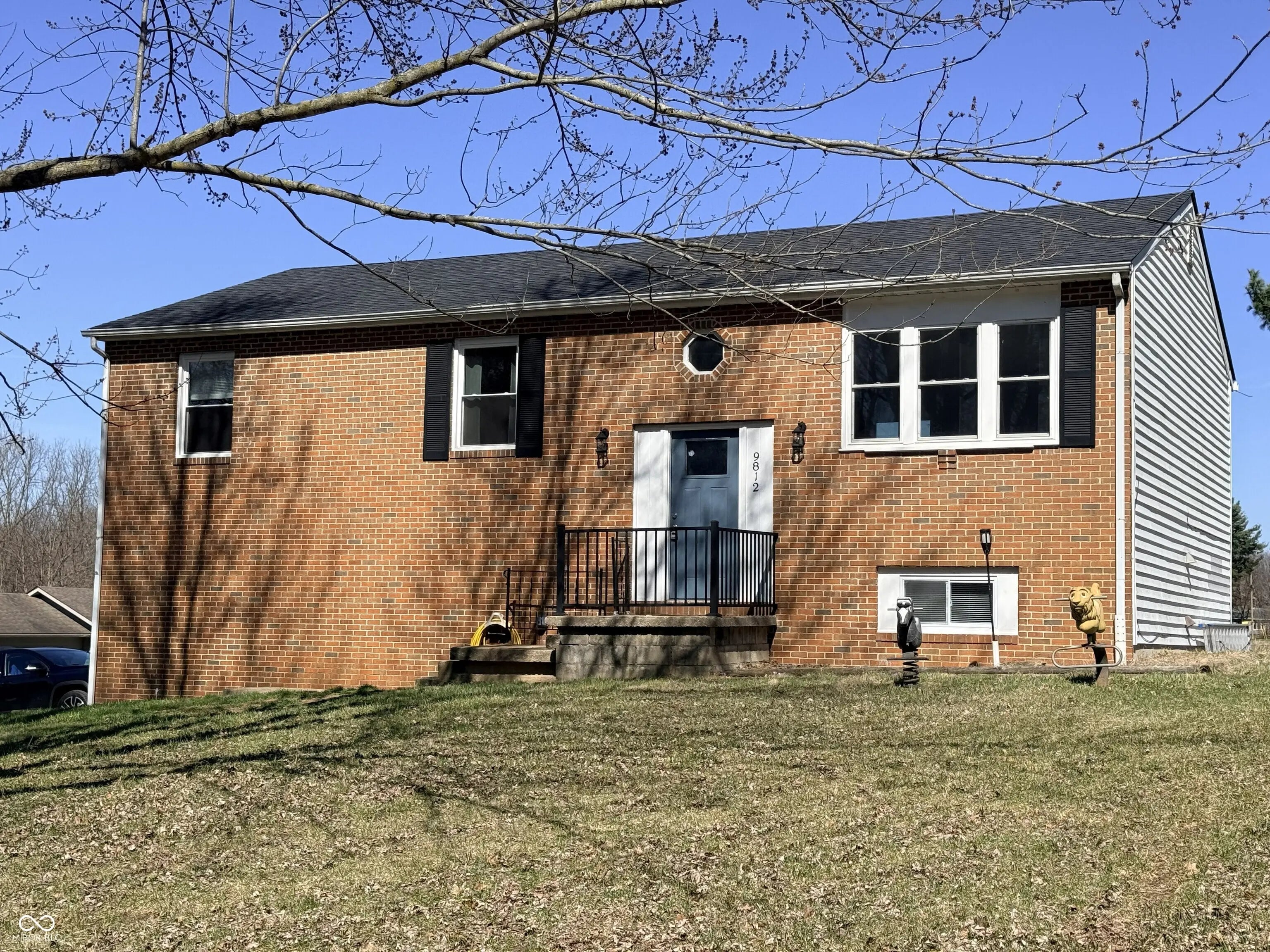 9812 W 900 N, Elwood