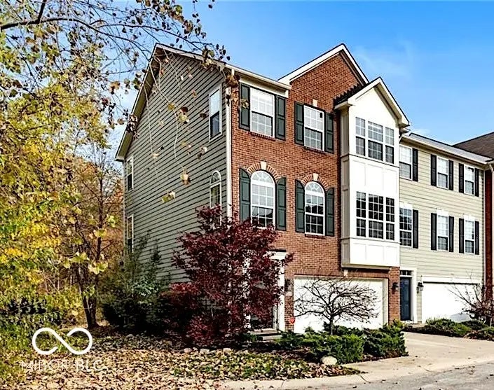 9008 Rider Drive, Fishers