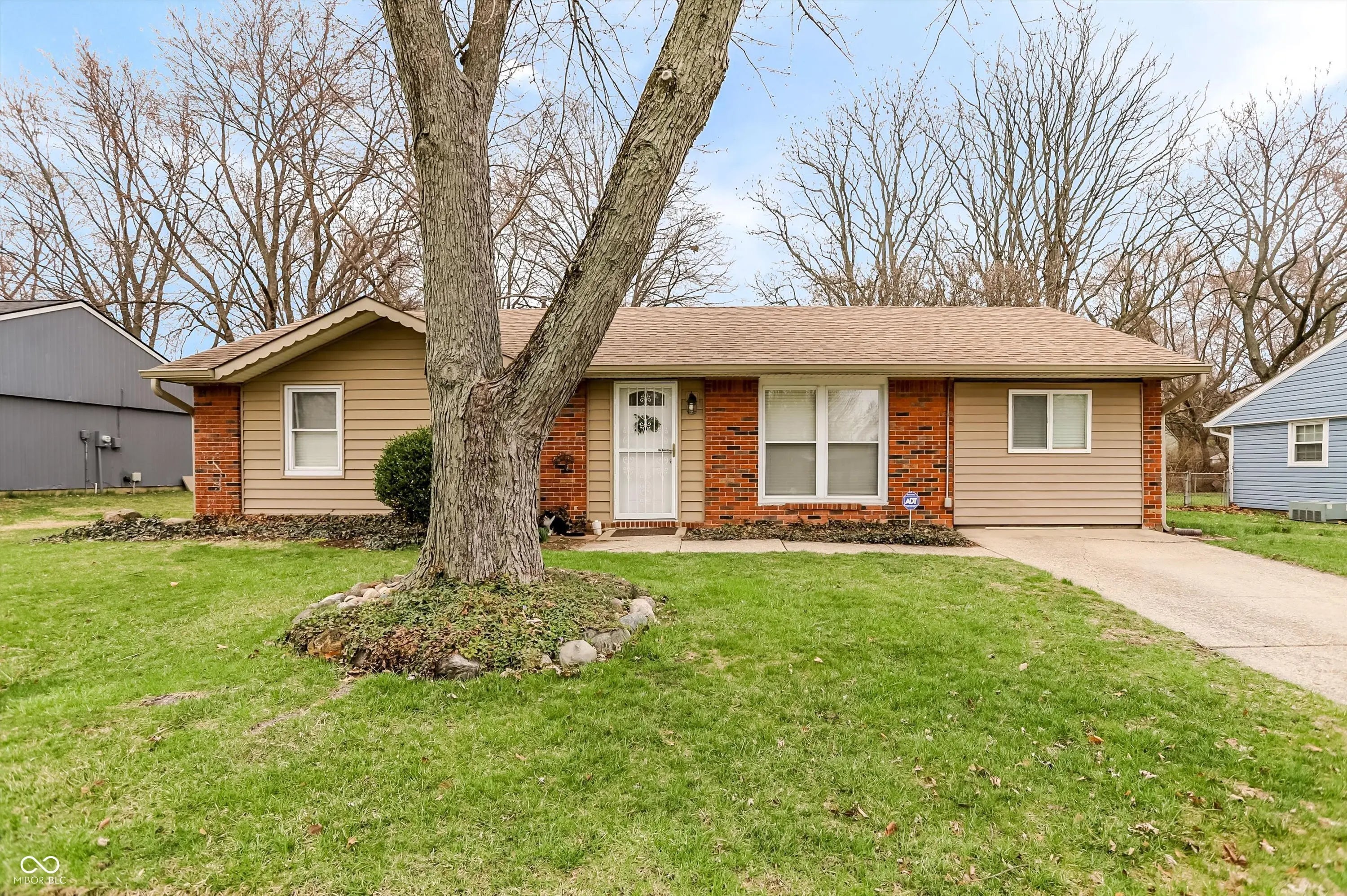 4425 Dartmoor Drive, Indianapolis