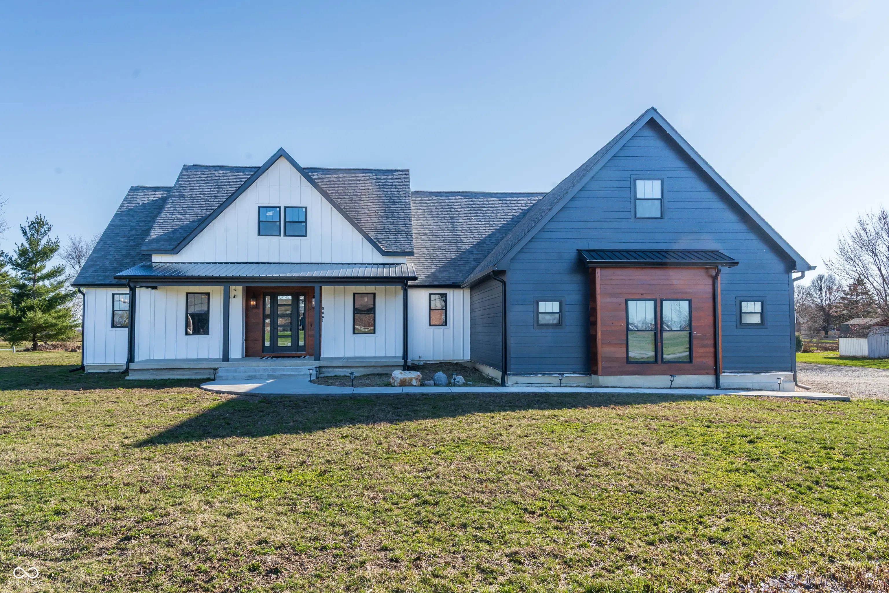 6661 W 100 N, Greenfield