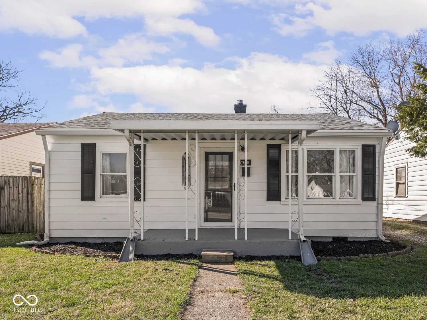 Photo of 5919 Shimer Avenue Indianapolis, IN 46219