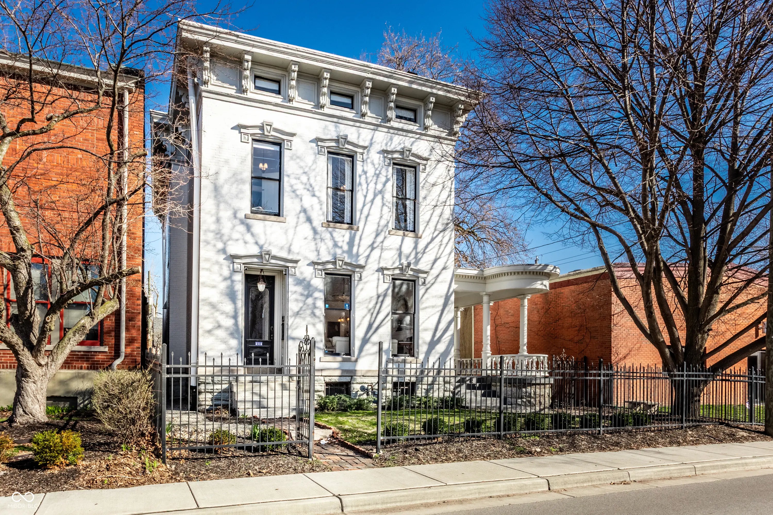 Photo of 214 E St Joseph Street Indianapolis, IN 46202