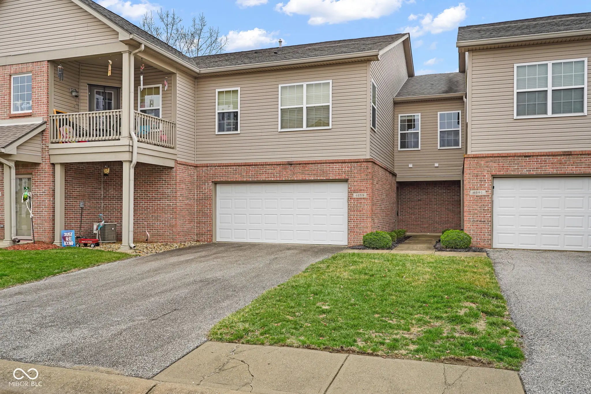 4259 Washington Boulevard, Plainfield