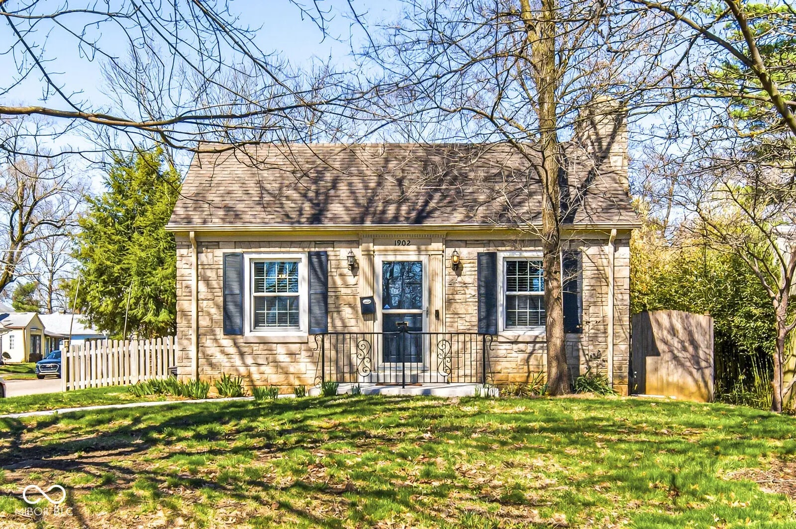 Photo of 1902 Kessler Boulevard East Drive Indianapolis, IN 46220