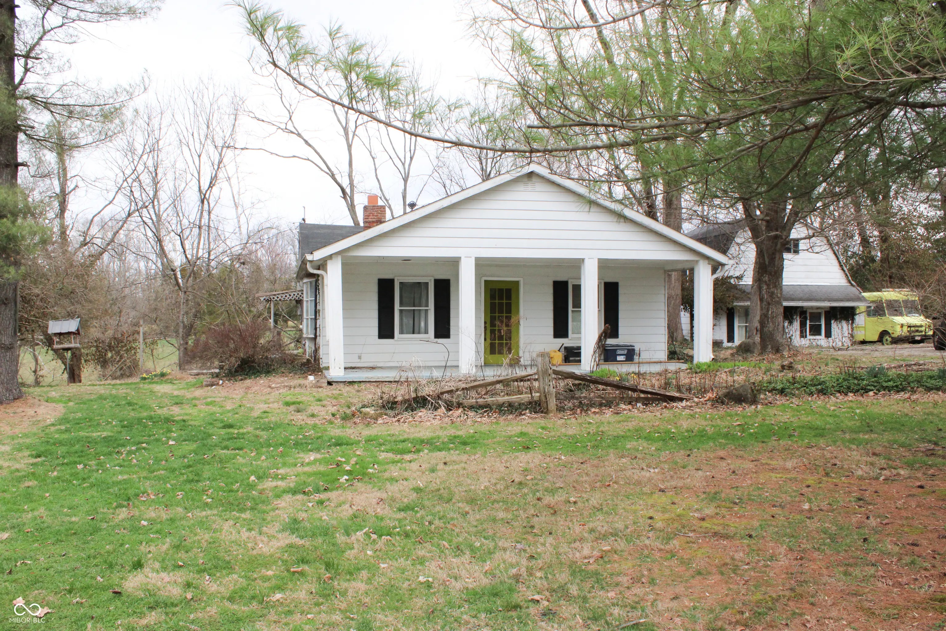 3320 E Private Road 140 N, North Vernon