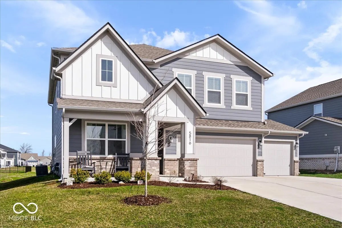 5816 Summertree Place, Whitestown