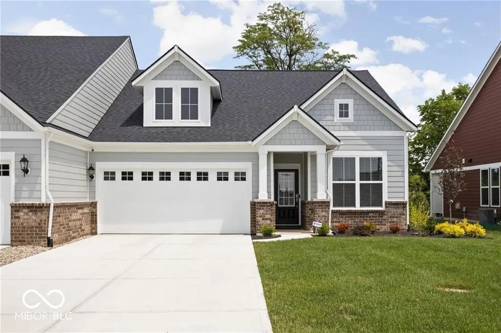 745 Stone Trace Court, Avon