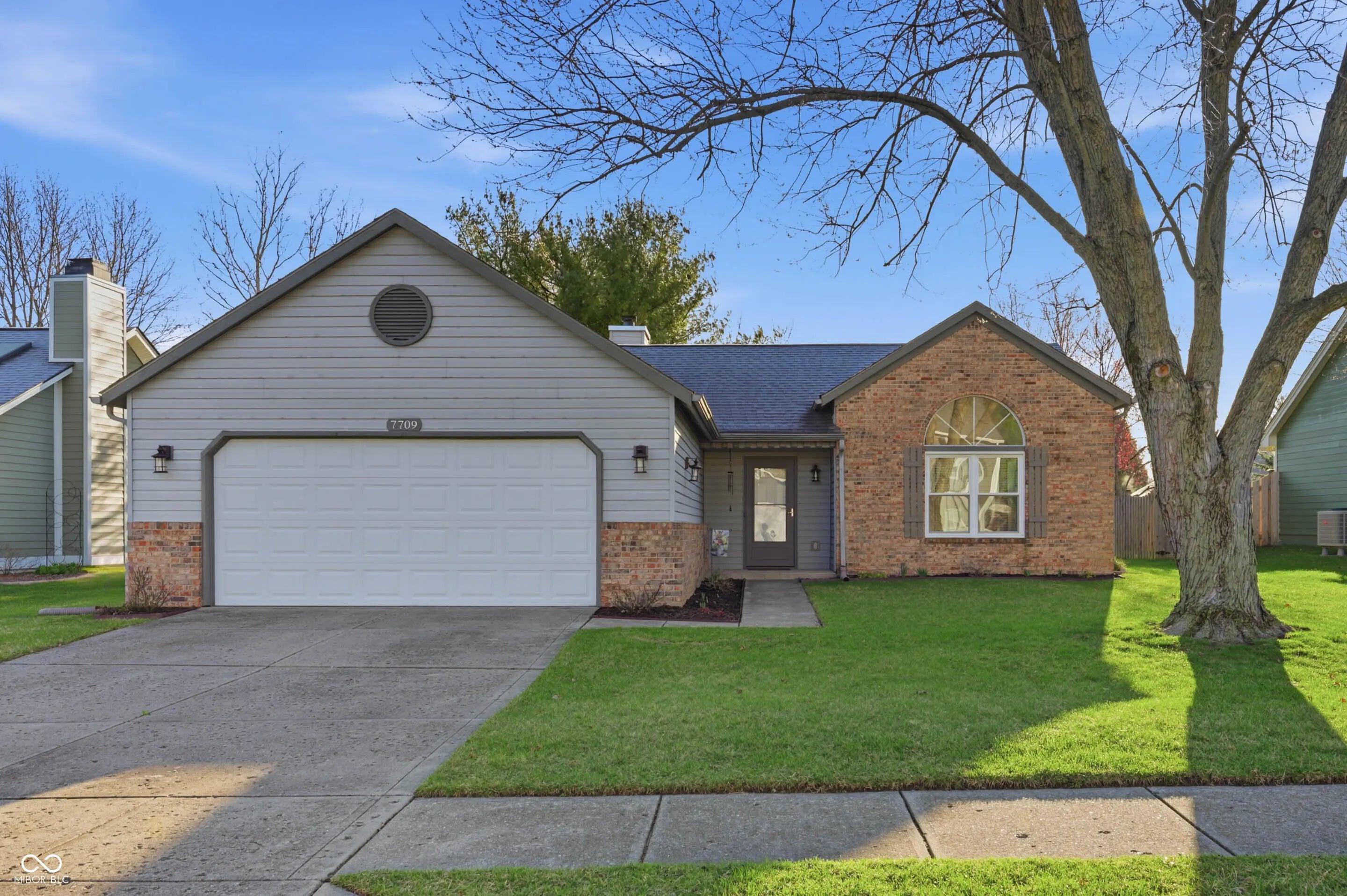 Photo of 7709 Bayhill Drive Indianapolis, IN 46236