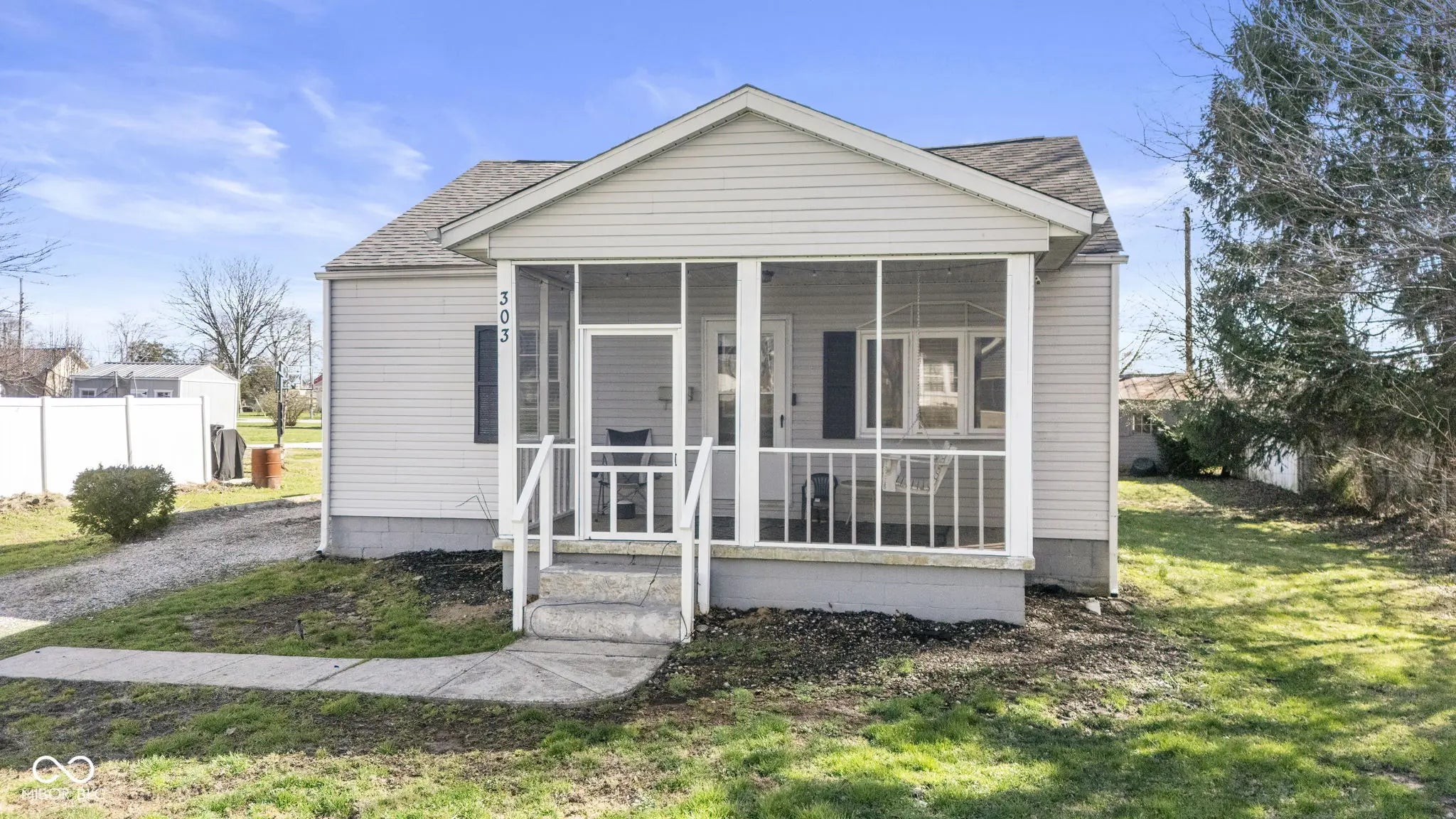 303 N Park Avenue, Crothersville